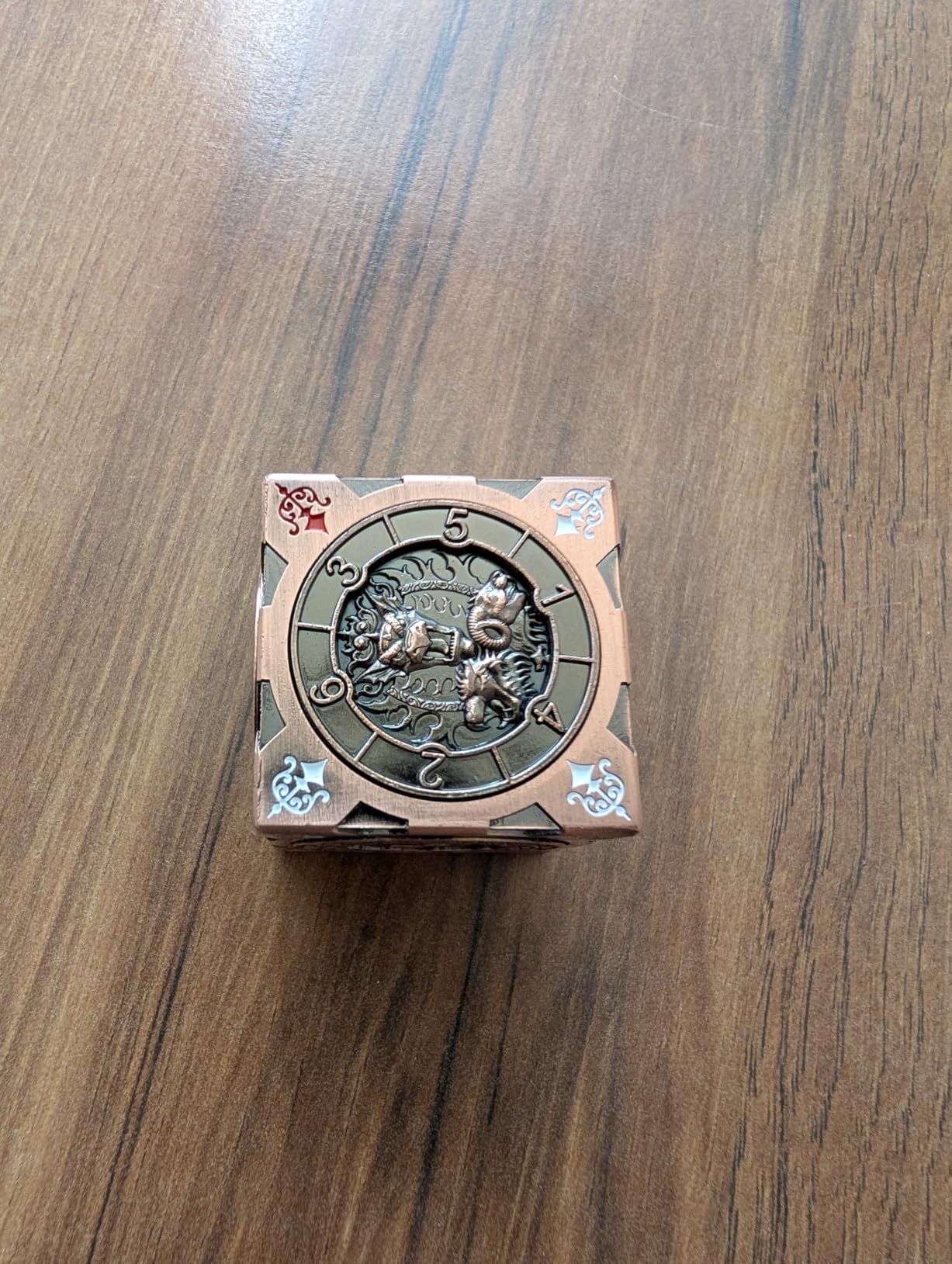 DNDND Brass 7-in-1 Spinner Dice Cube for DND - Premium Metal D&D Dice Set with Gift Box for Dungeons and Dragons, Ideal Collector's Gift for Dungeon Masters (Brass) customer photo 1