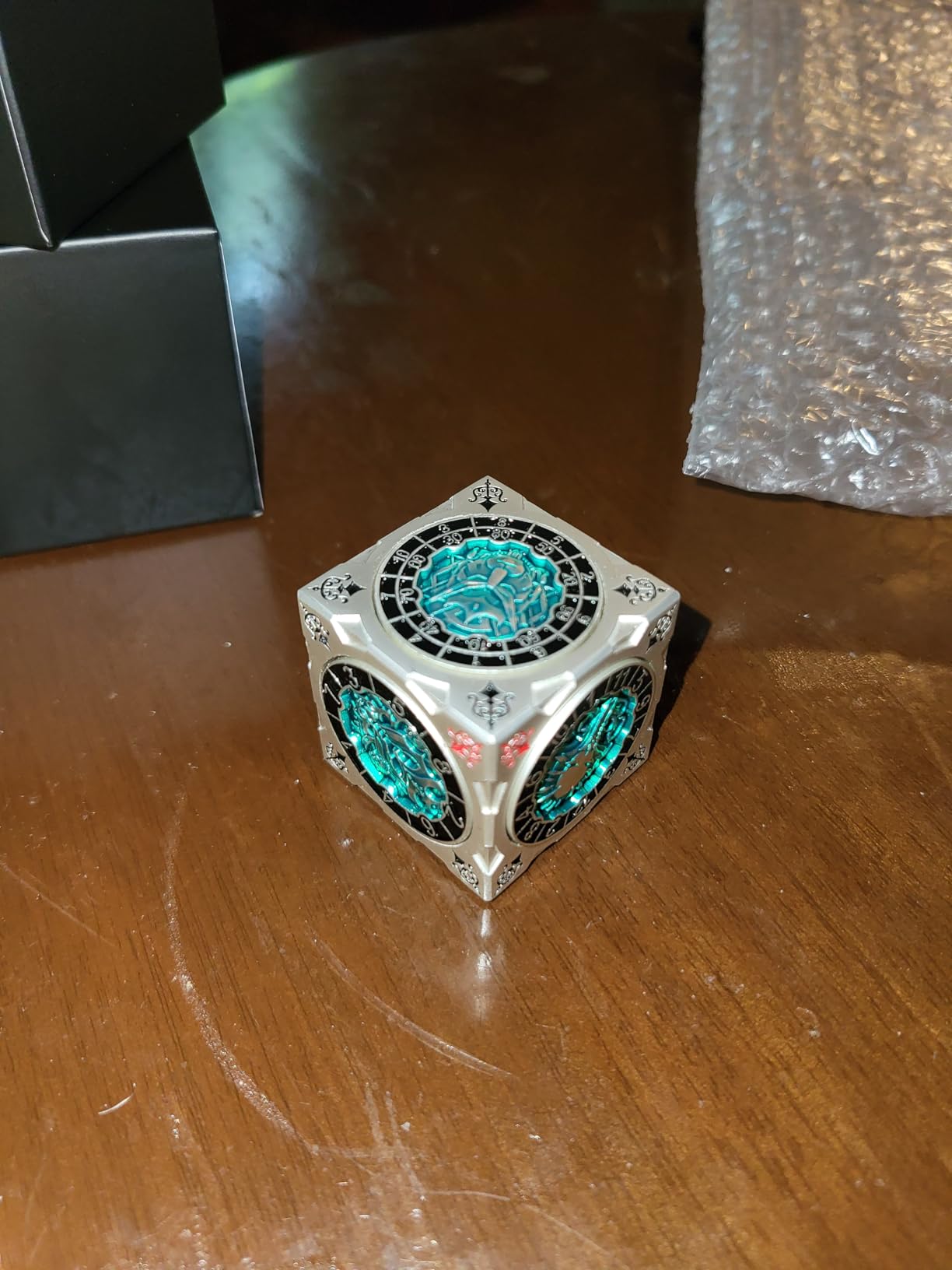 DNDND Brass 7-in-1 Spinner Dice Cube for DND - Premium Metal D&D Dice Set with Gift Box for Dungeons and Dragons, Ideal Collector's Gift for Dungeon Masters (Brass) customer photo 2