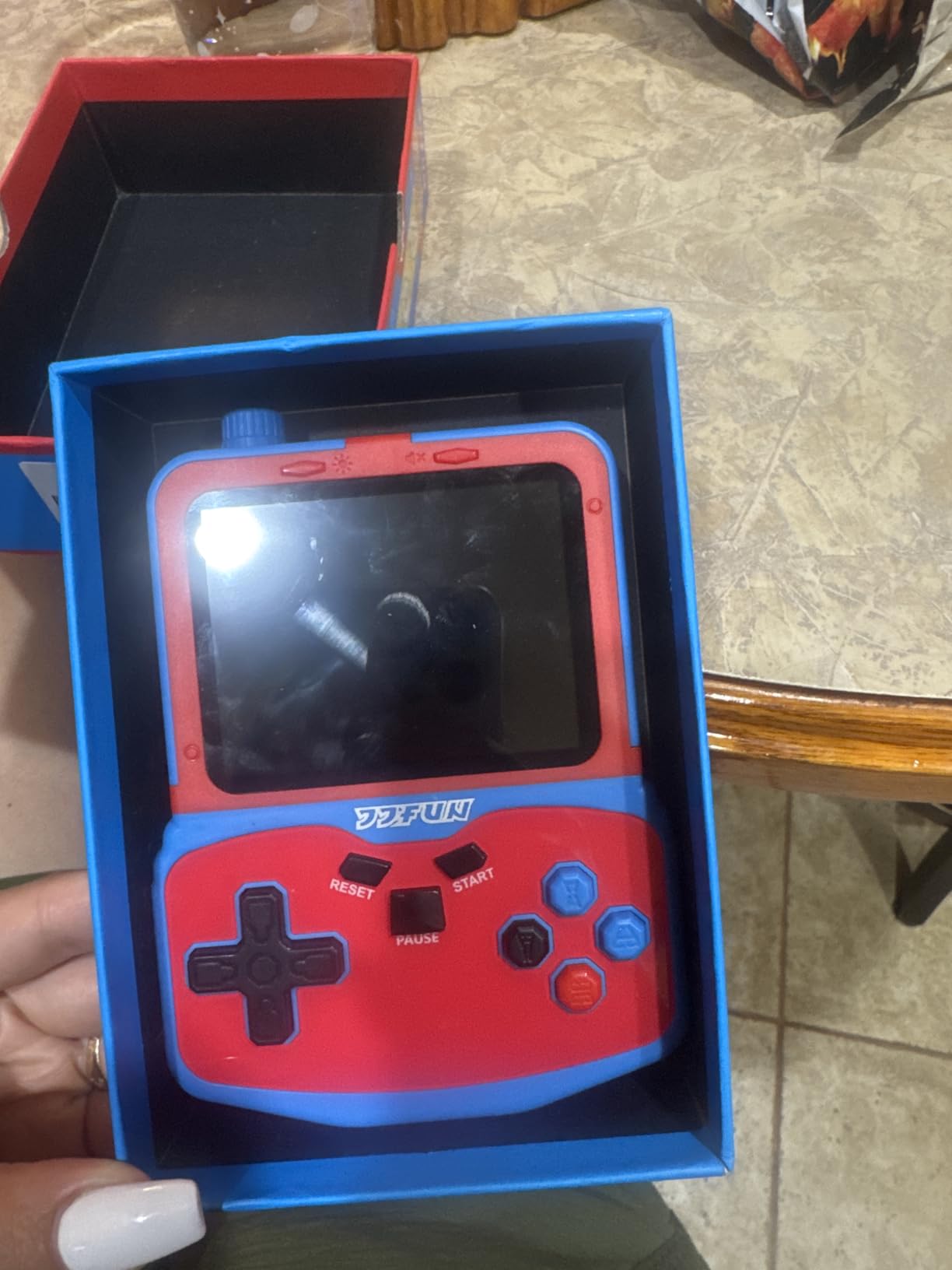 Handheld Game Console for Girls, 220 Retro Games Built-in, 3.5'' HD IPS Screen, Rechargeable Mini Portable Video Game Player for Travel & Car Trips, Gift for Kids (Rose Red) customer photo 1