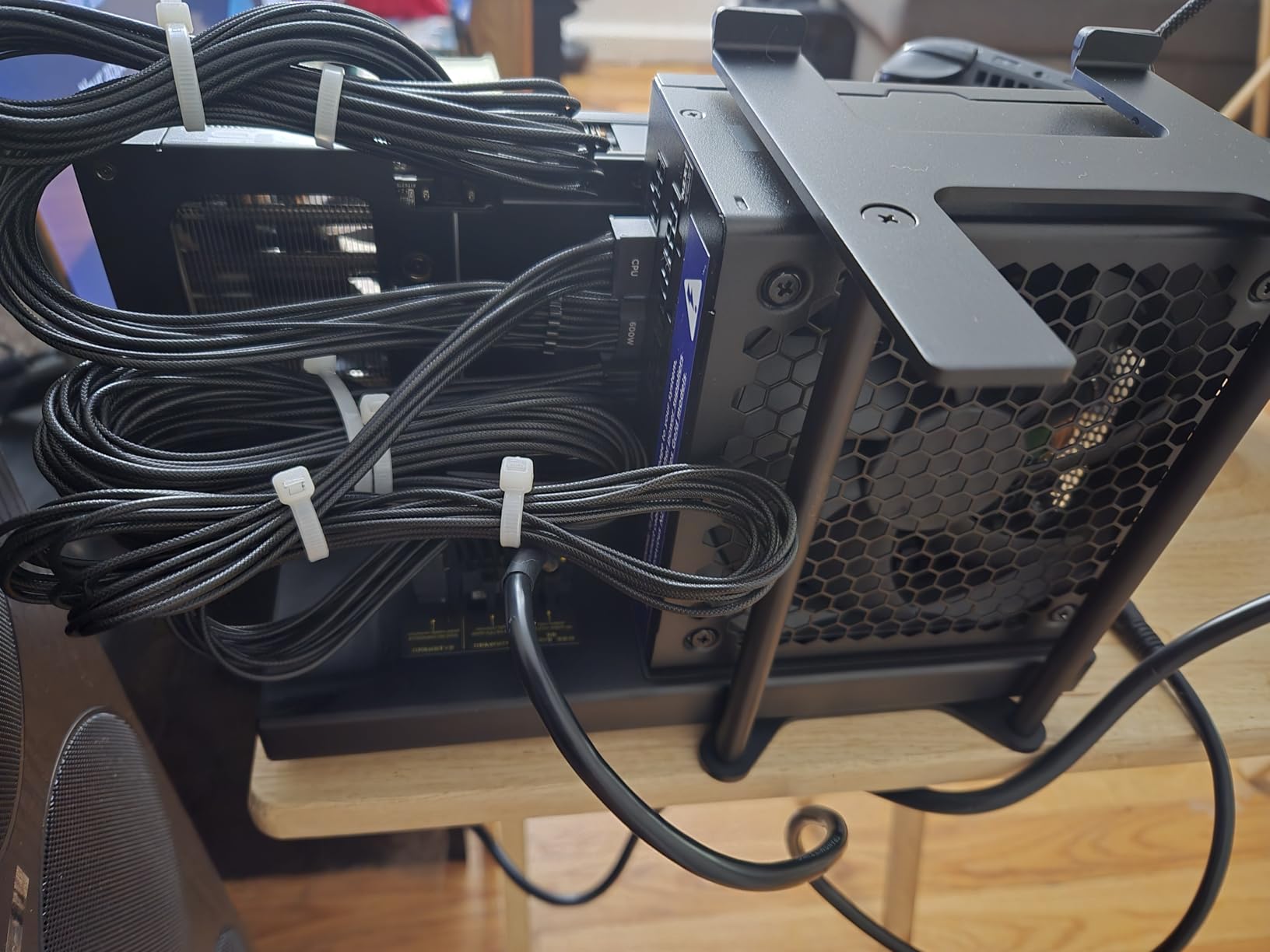 NZXT C1000 Gold Core - 1000W ATX 3.1 Power Supply, 80+ Gold | 1000W ATX 3.1 PSU, 80 PLUS Gold and Cybenetics Platinum, fully modular. Quiet, efficient power for gaming builds. customer photo 2