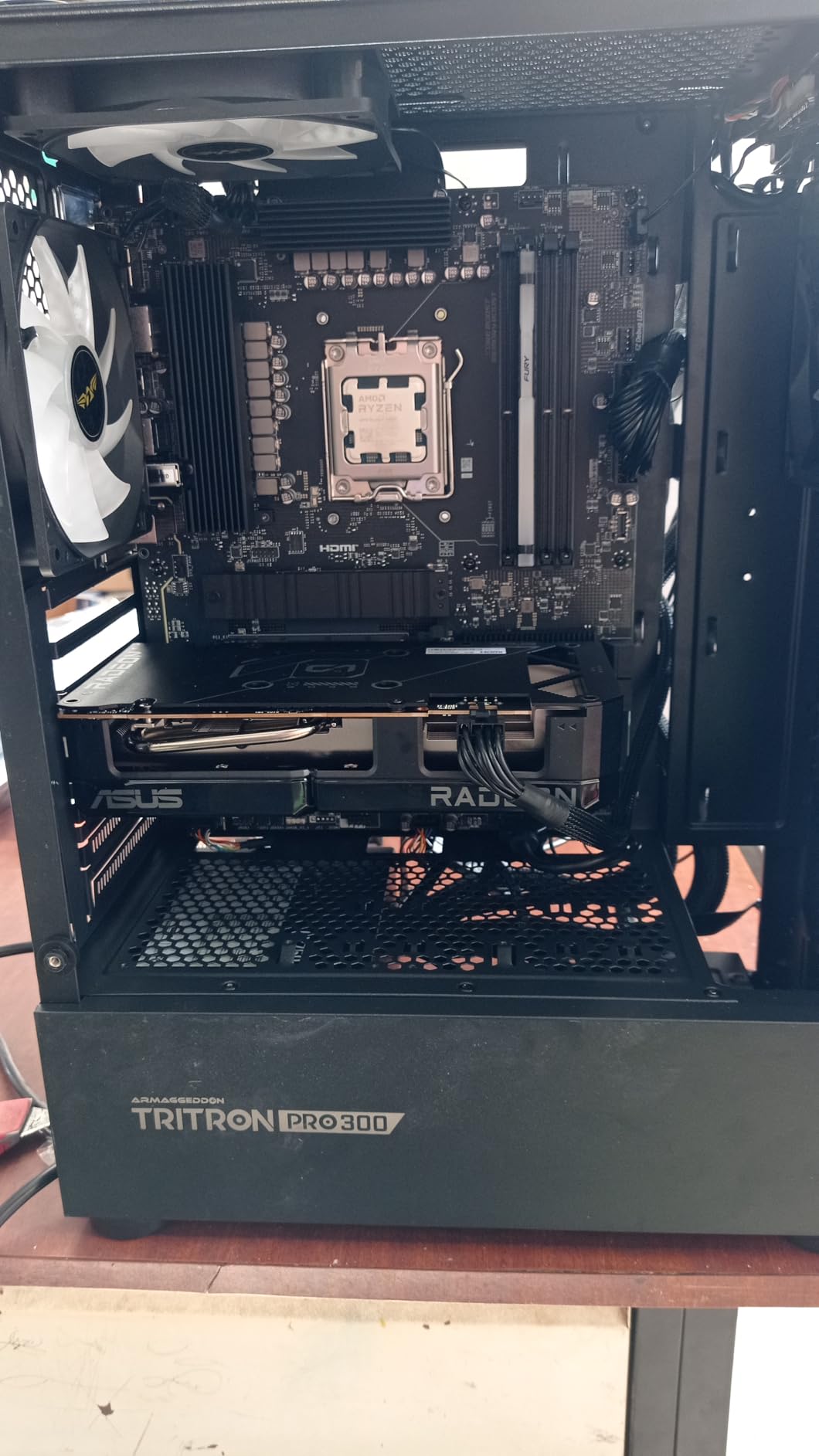 MSI PRO B850-S WIFI6E Motherboard, ATX - Supports AMD Ryzen 9000/8000 / 7000 Processors, AM5 - DDR5 Memory Boost (8200+ MT/s OC), PCIe 4.0 x16, M.2 Gen5, Wi-Fi 6E, 2.5G LAN customer photo 2