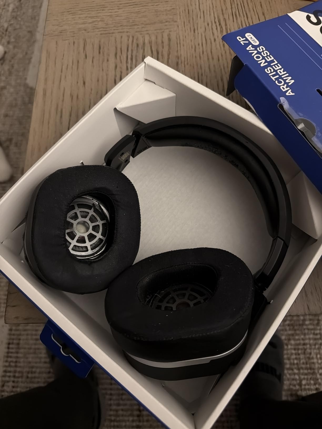 SteelSeries Arctis Nova 7P Wireless Gen 2 Gaming Headset - Real-Time App Control, 50+ HR Play, Neodymium Magnetic Drivers, Mix 2.4GHz/Bluetooth, PS5, PS4, PC, Switch 1/2, Mobile - Black customer photo 1