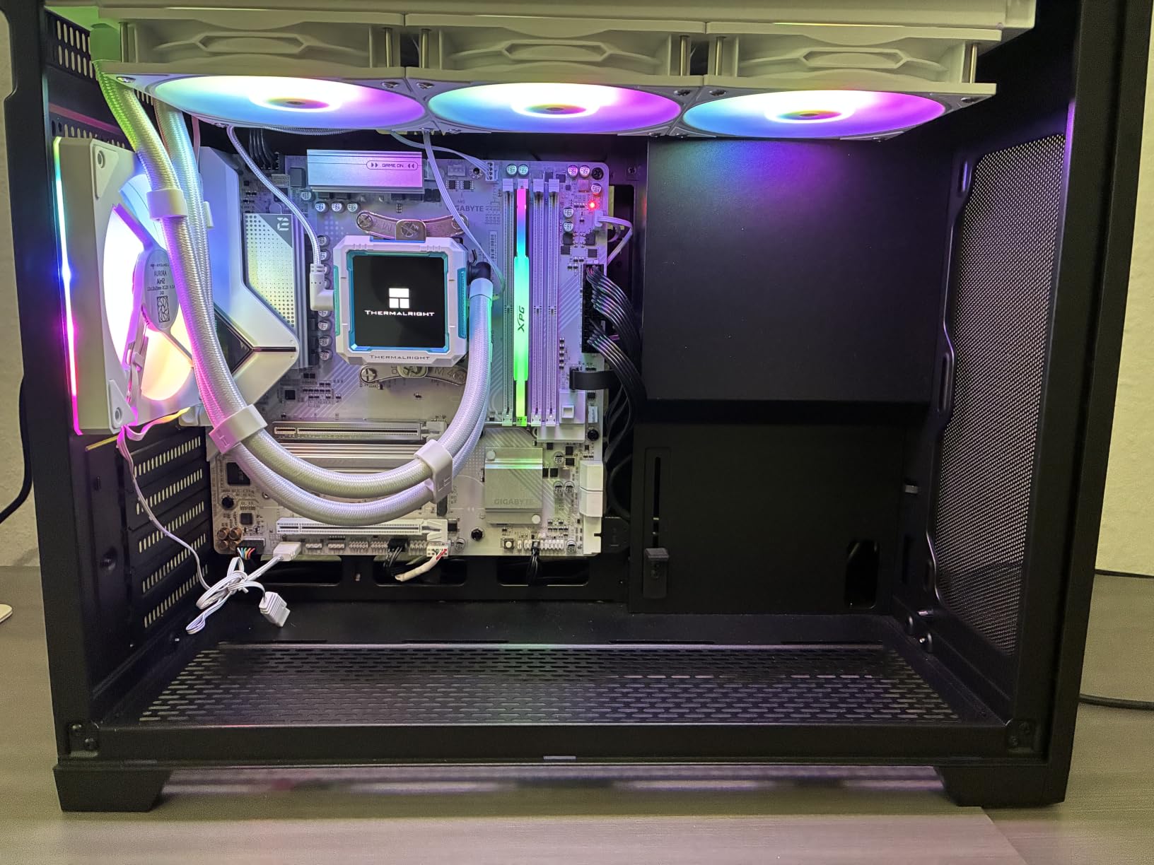 Antec Flux M Micro-ATX PC Case, 6 PWM Fans Included, Vertical Airflow Design, 360mm Top Radiator Support, Compact Micro-ATX Design, USB Type-C 3.2 Gen 2 customer photo 2