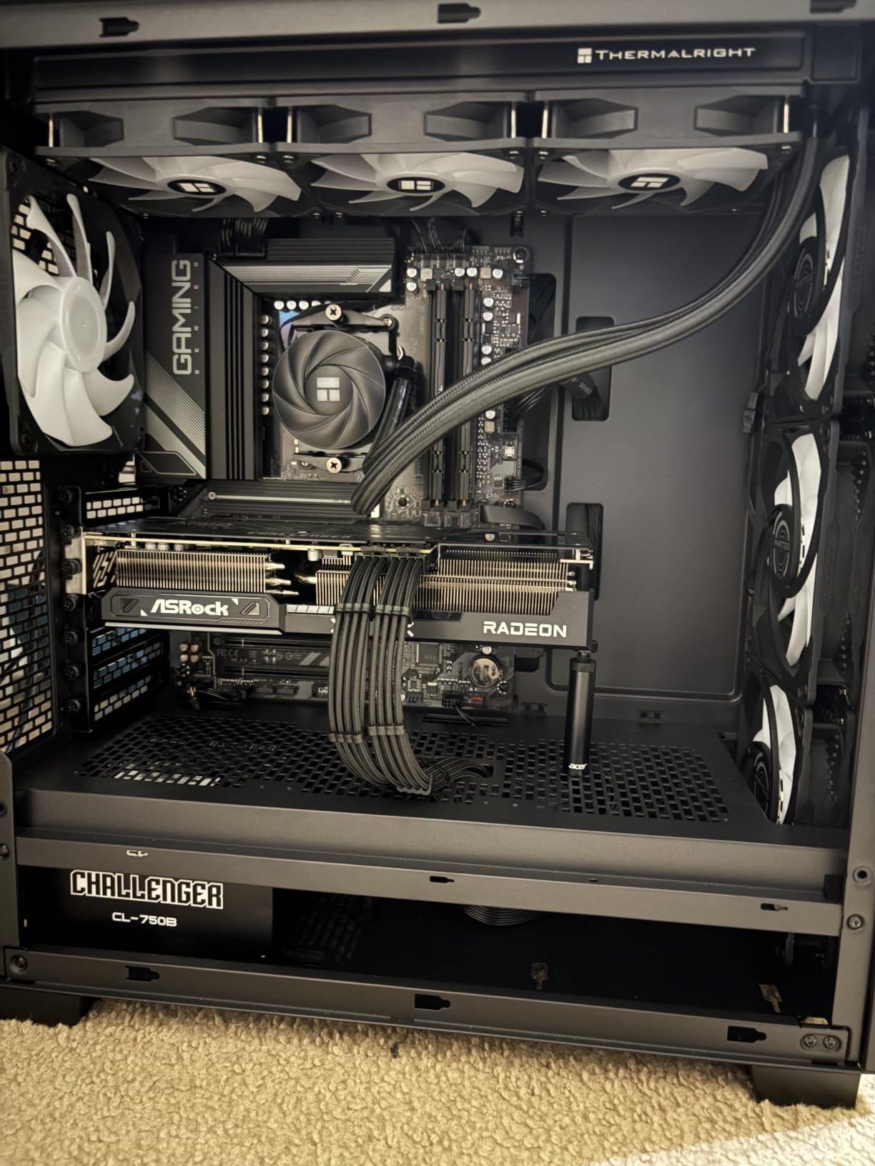 ASRock Radeon RX 9070 XT Challenger 16GB OC Graphics Card - AMD RDNA 4 Architecture, 2970 MHz Boost Clock, GDDR6, PCIe 5.0, DisplayPort 2.1a, HDMI 2.1b, Triple Fan Cooling customer photo 1
