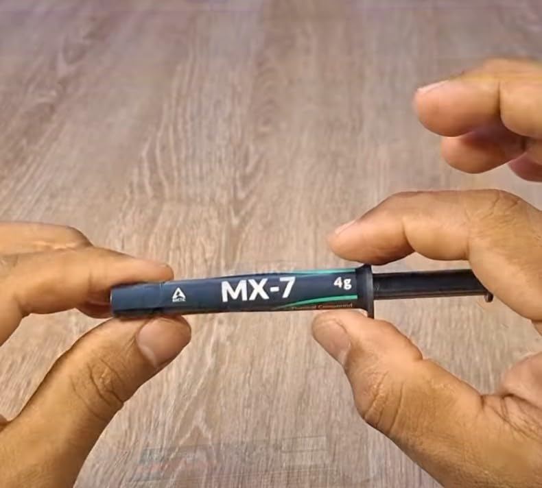 ARCTIC MX-7 (4 g) - Ultimate Performance Thermal Paste, Long Durability customer photo 1