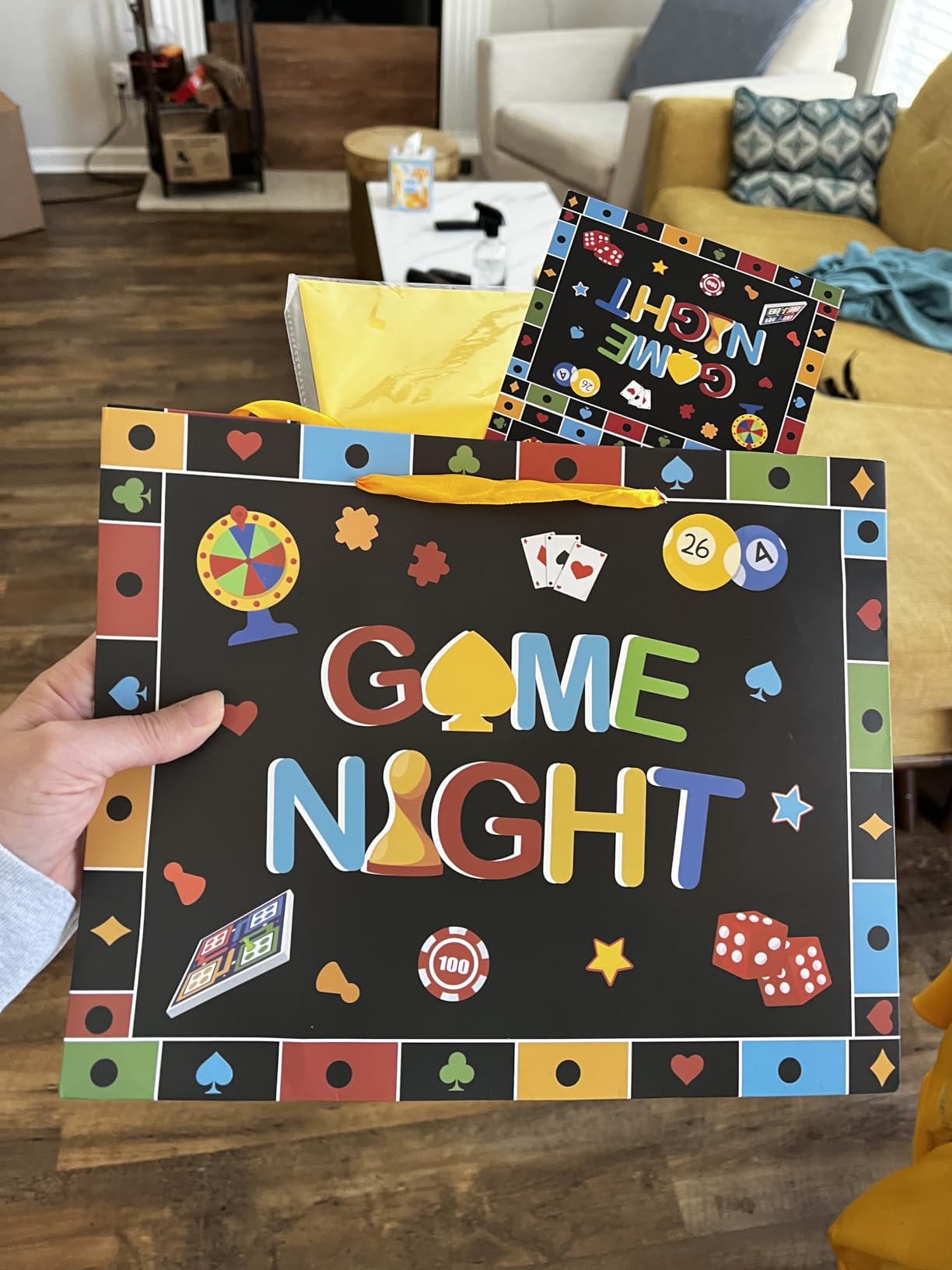 Neptniopllab Game Night Gift Bag with Card and Tissue Papers, Gaming House Board Games Themed Birthday Bag for Boys Kids Game Night Party Decorations Supplies customer photo 2