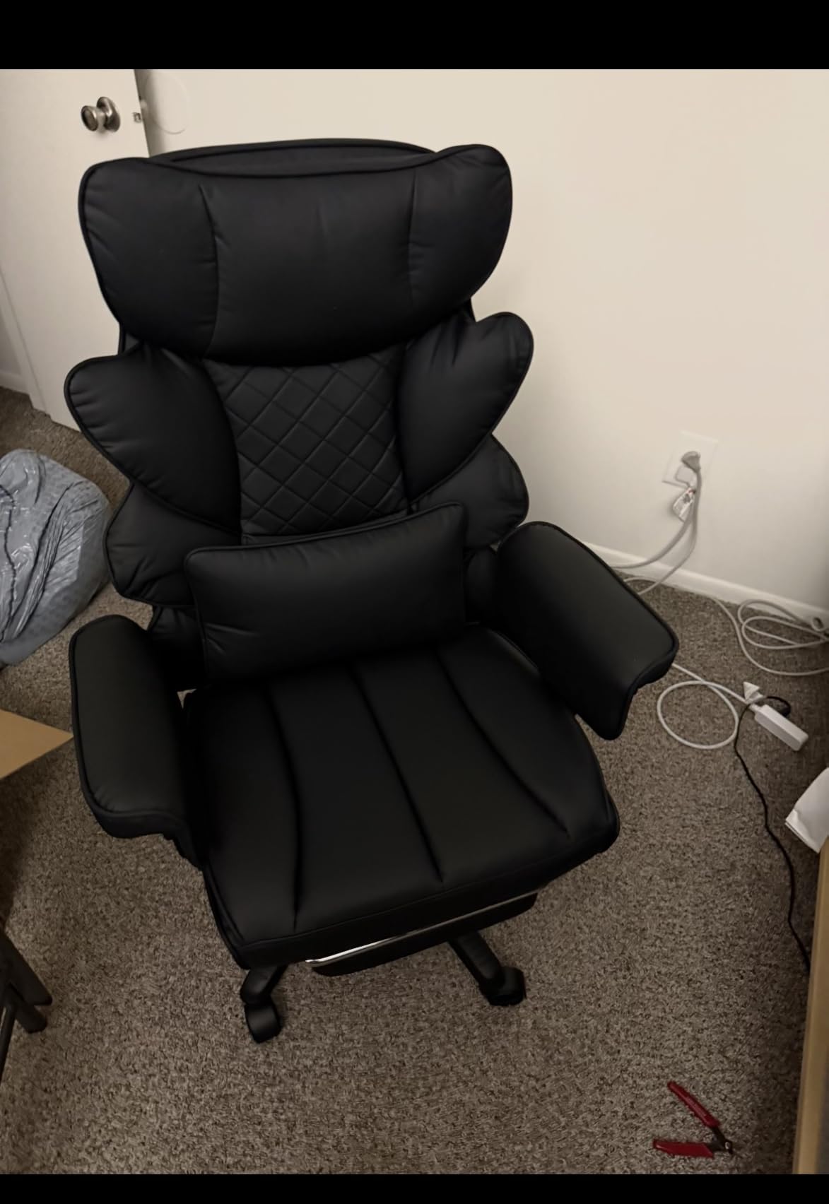 Dowinx Big and Tall Office Chair with Pocket Spring Cushion, High Back Computer Gaming Chairs with Adjustable Armrests, Executive Desk Chairs with Lumbar Support and Footrest, Cloth-Black customer photo 1
