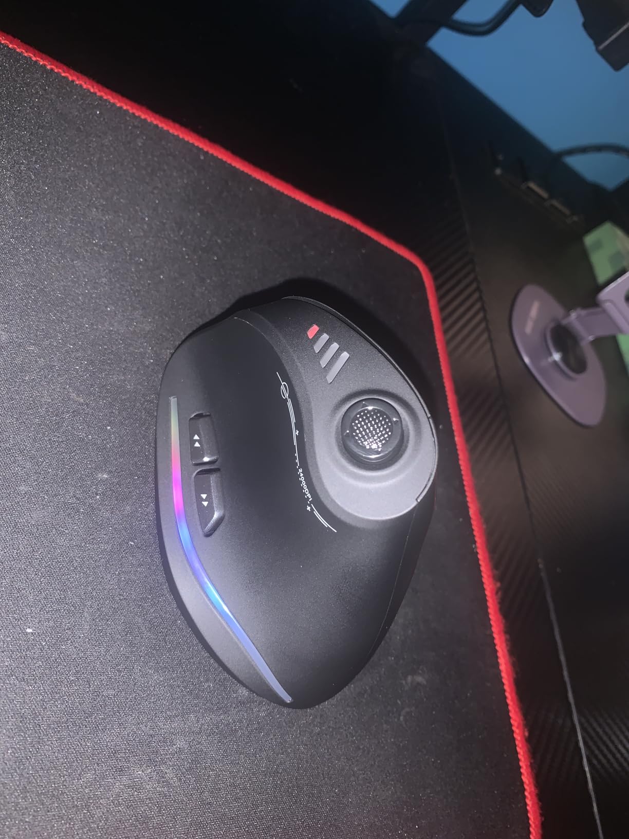 Gaming Mouse with Display, Wireless Vertical Ergonomic Mouse with Tri-Mode Connectivity, 7 Programmable RGB Buttons, 4000 DPI, Rechargeable for PC Laptop Mac customer photo 1