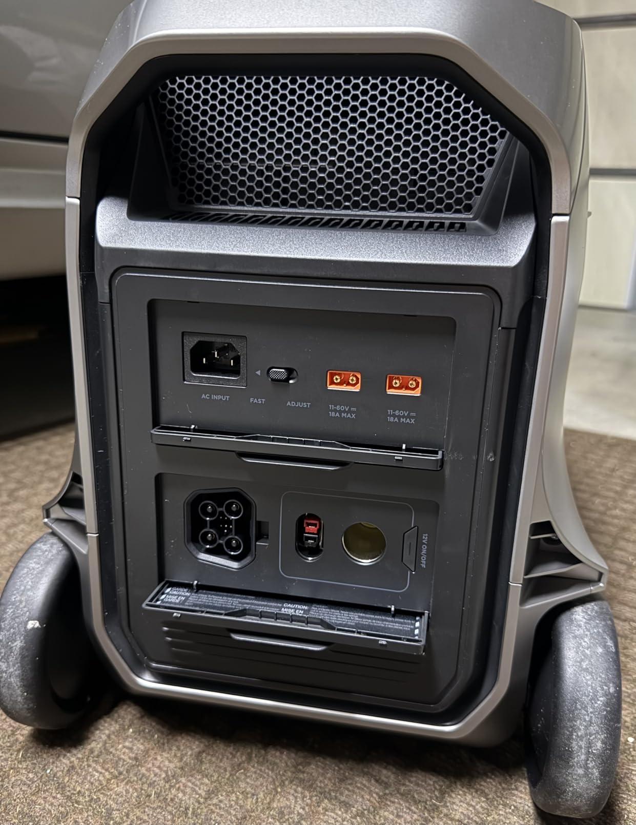 EF ECOFLOW 3072Wh DELTA 3 Ultra Plus with 400W Solar Panel and AC Cable | Solar Generator with LFP Battery, 3600W Output, Portable Power Station, Expandable to 11kWh, Home Battery Backup customer photo 1