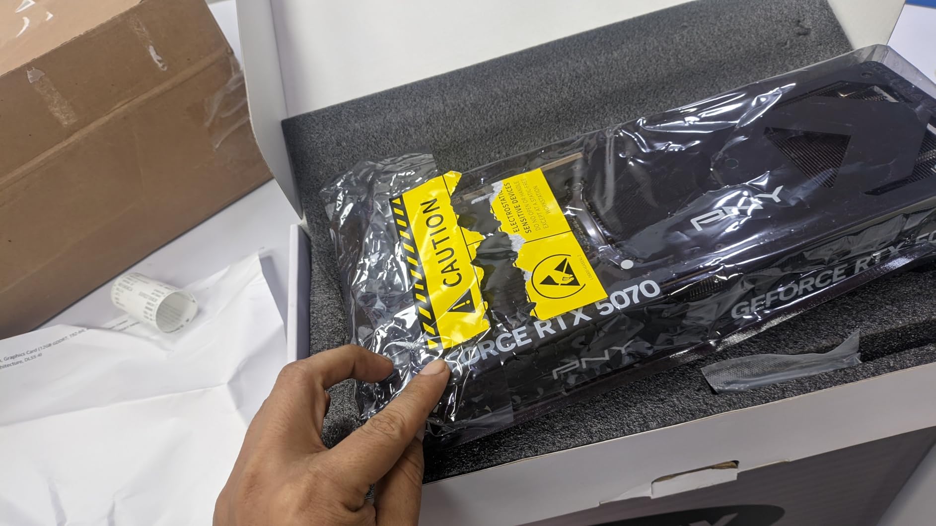 PNY NVIDIA GeForce RTX 5070 OC Triple Fan Graphics Card (12GB GDDR7, 192-bit, Boost Speed: 2587 MHz, SFF-Ready, PCIe 5.0, HDMI/DP 2.1, 2.4-Slot, NVIDIA Blackwell Architecture, DLSS 4) customer photo 2