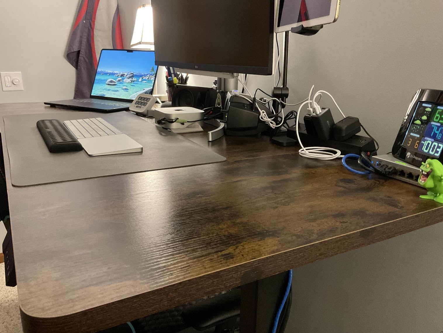 SIAGO Black 60x28 in Standing Desk, 1 Inch Thick Tabletop, Double Frame | Electric, Holds 220lbs, Sit Stand, 3 Memory Height Adjustment, Extra Deep Table Top, Black Frame customer photo 2