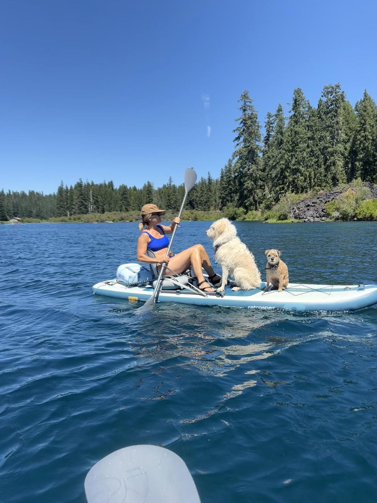 Retrospec Weekender Plus 10' Inflatable Stand Up Paddleboard Double Layer PVC iSUP Bundle w/Carrying case, 3 Piece Adjustable Aluminum Paddle, 3 Removable fins, Pump, and Cell Phone case customer photo 2