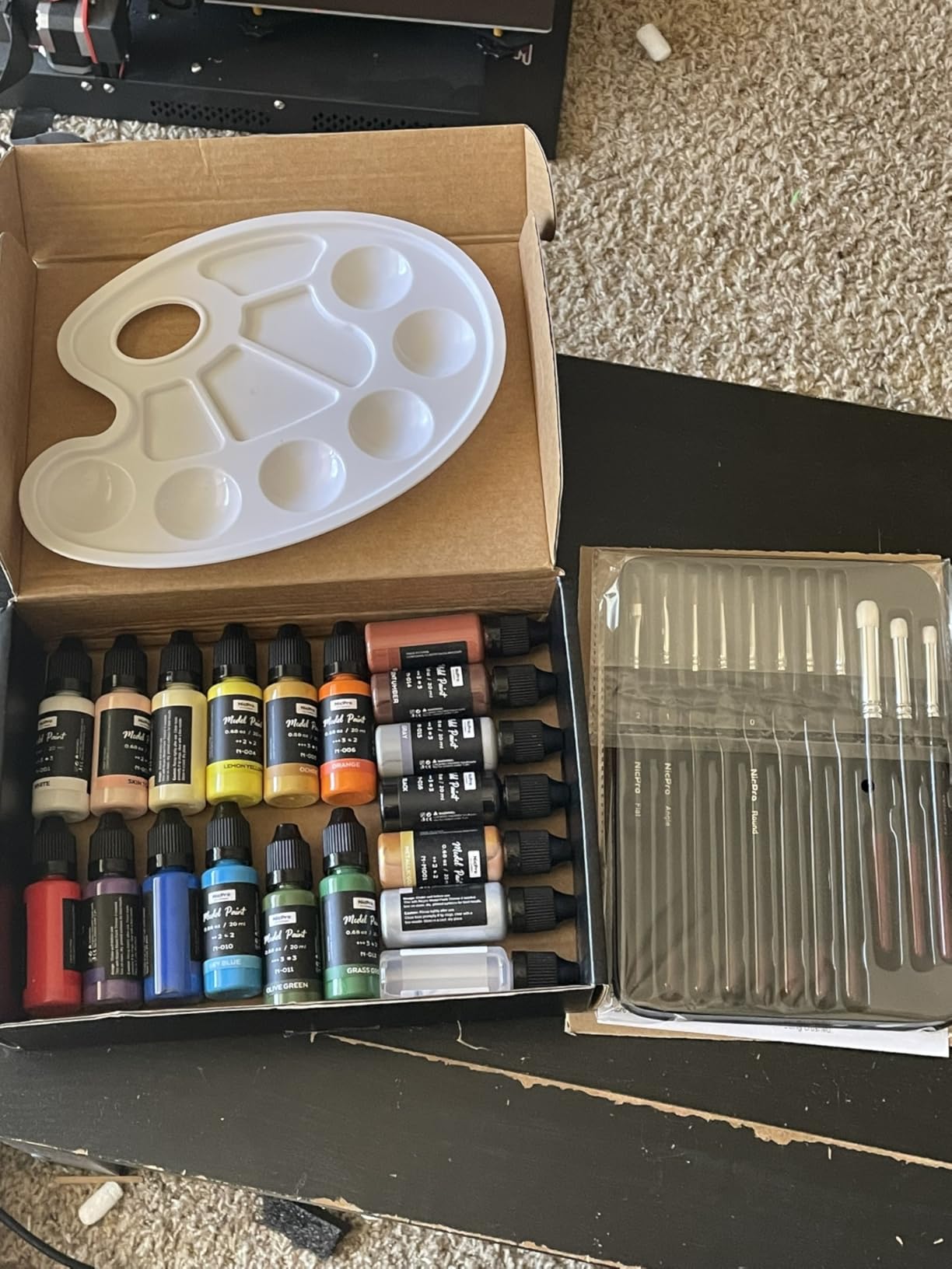 Nicpro All-In-One Miniature Painting Kit, Starter Paint Set with 18 Colors | Model Paint & Thinner(20ml), Palette, 11 Detail Paint Brushes Drybrush, Miniature Paint Set for Models, Scale Figures, Crafts customer photo 1