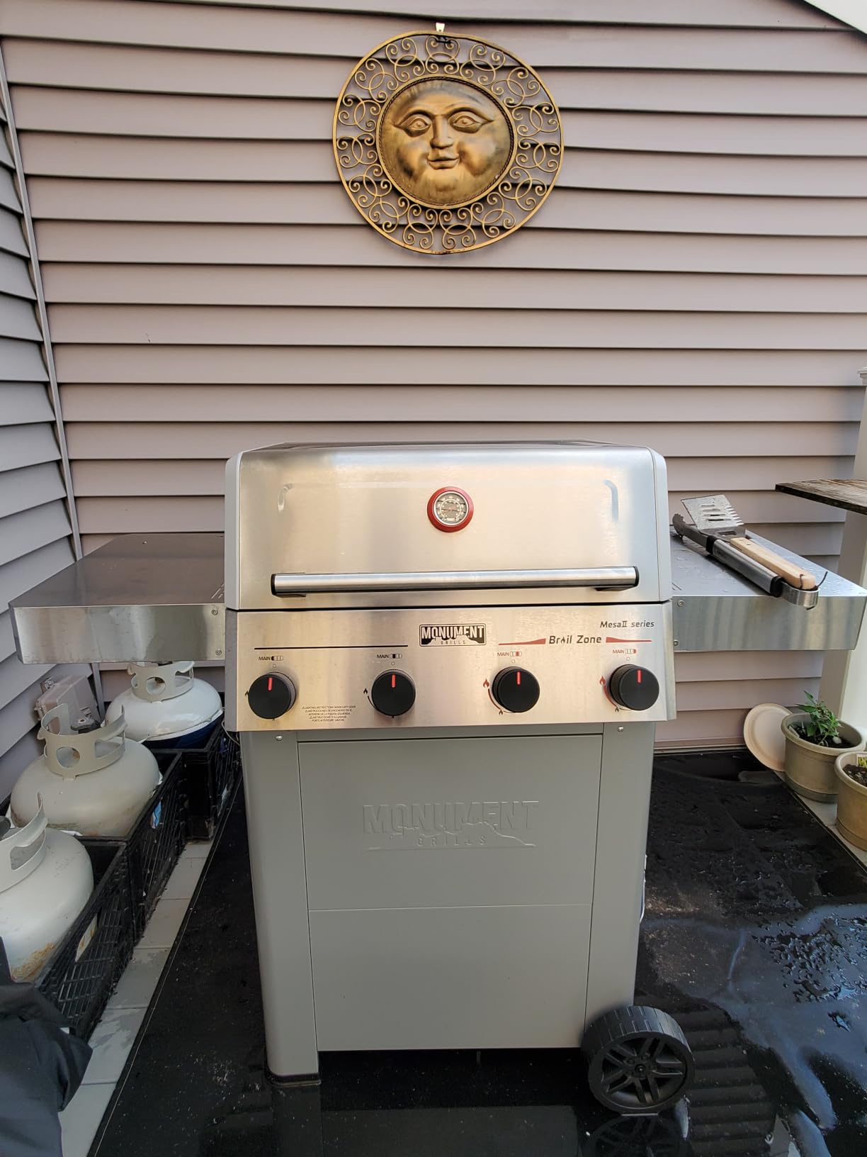 Monument Grills 4 Burner Propane Gas Grill with Advanced Broil Zone, Stainless Steel Outdoor Mesa 2 Barbecue Grill, Foldable Side Shelves, 500°F in 5 Mins, Fast Assembly, Mesa II 410FBZ customer photo 2