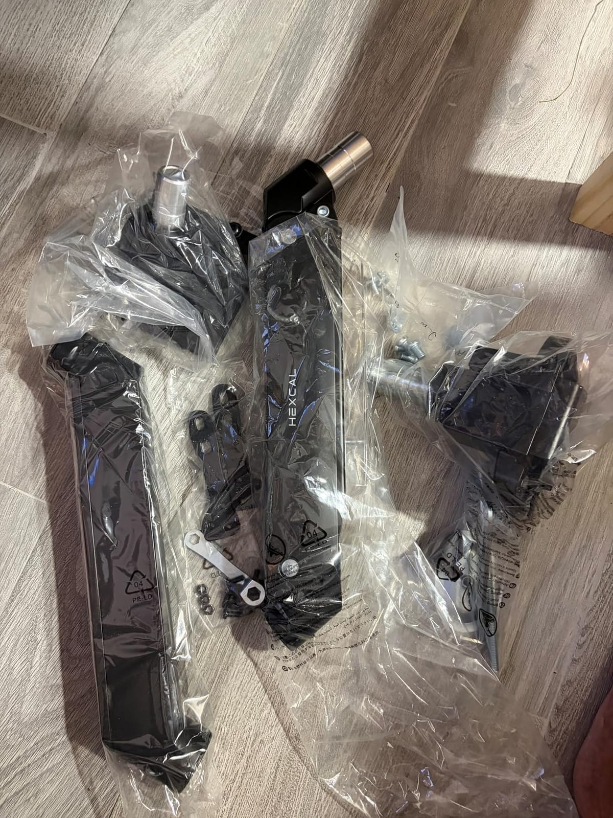 Hexcal Heavy Duty Monitor Arm for 57