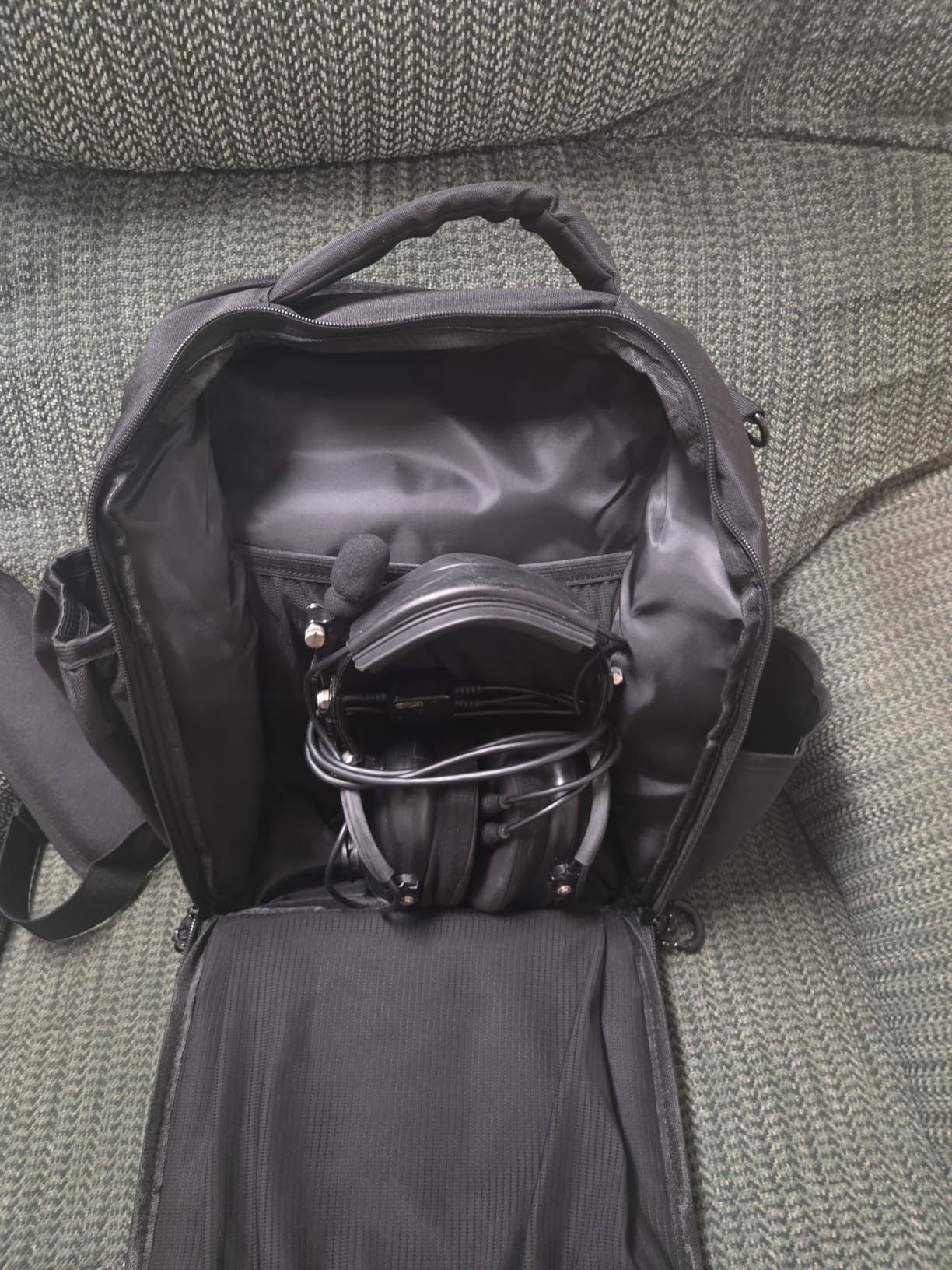 Pilot Bag, Aviation Headset Bag, Flight Bags for Pilots | Multiple Pockets for 15