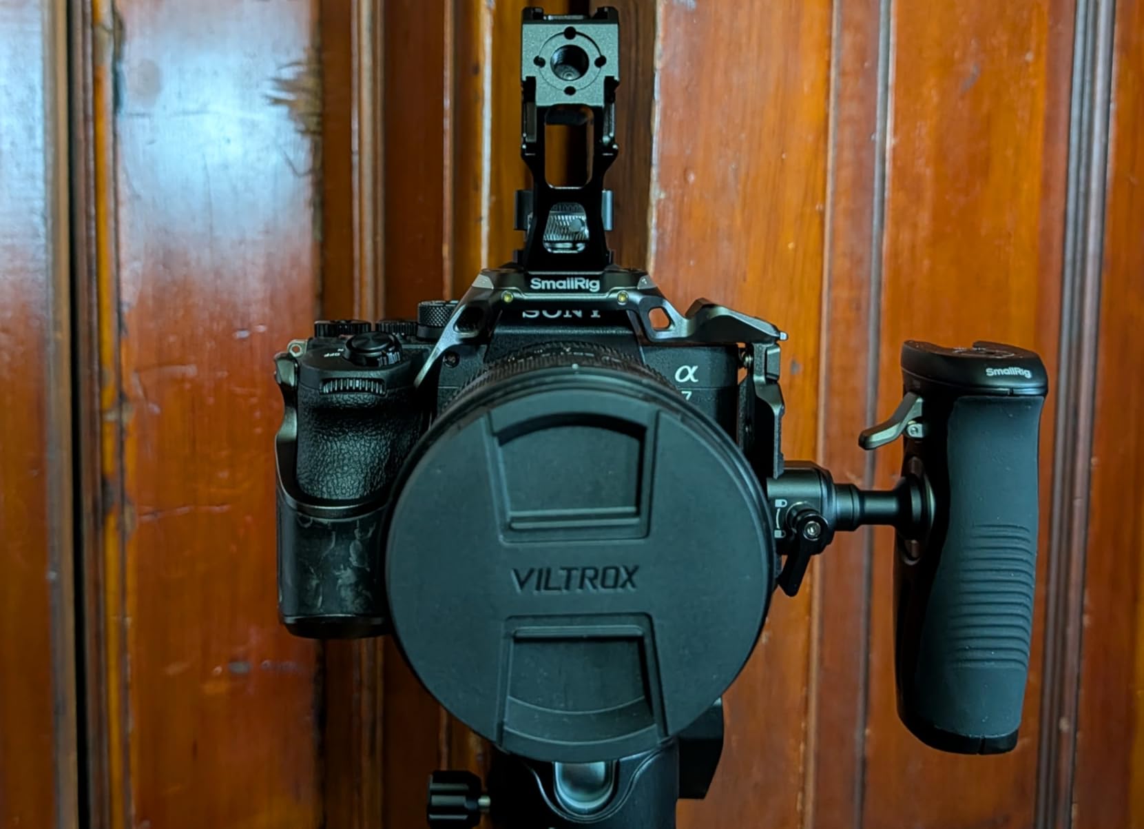 A7 V / A7R V / A7 IV Rhinoceros Cage | for Sony Alpha 7 V/ Alpha 7R V/ Alpha 7 IV/ Alpha 7S III/ Alpha 7R IV, New Sleek & Streamlined Design customer photo 1
