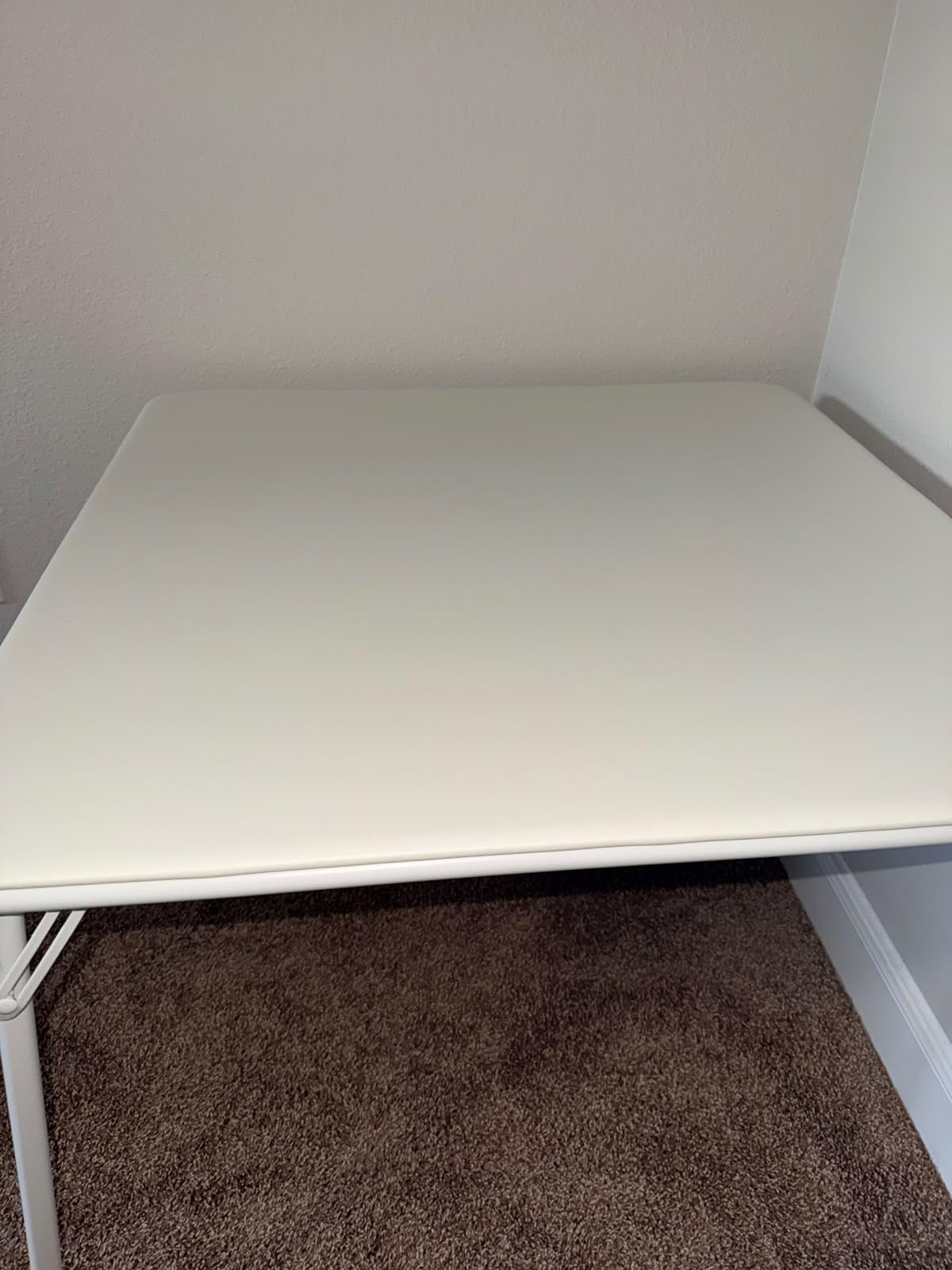 VECELO 34'' Folding Card Table Square with Soft Padded Tabletop, Portable for Dining Room, Parties, Games, Puzzles, Black customer photo 1