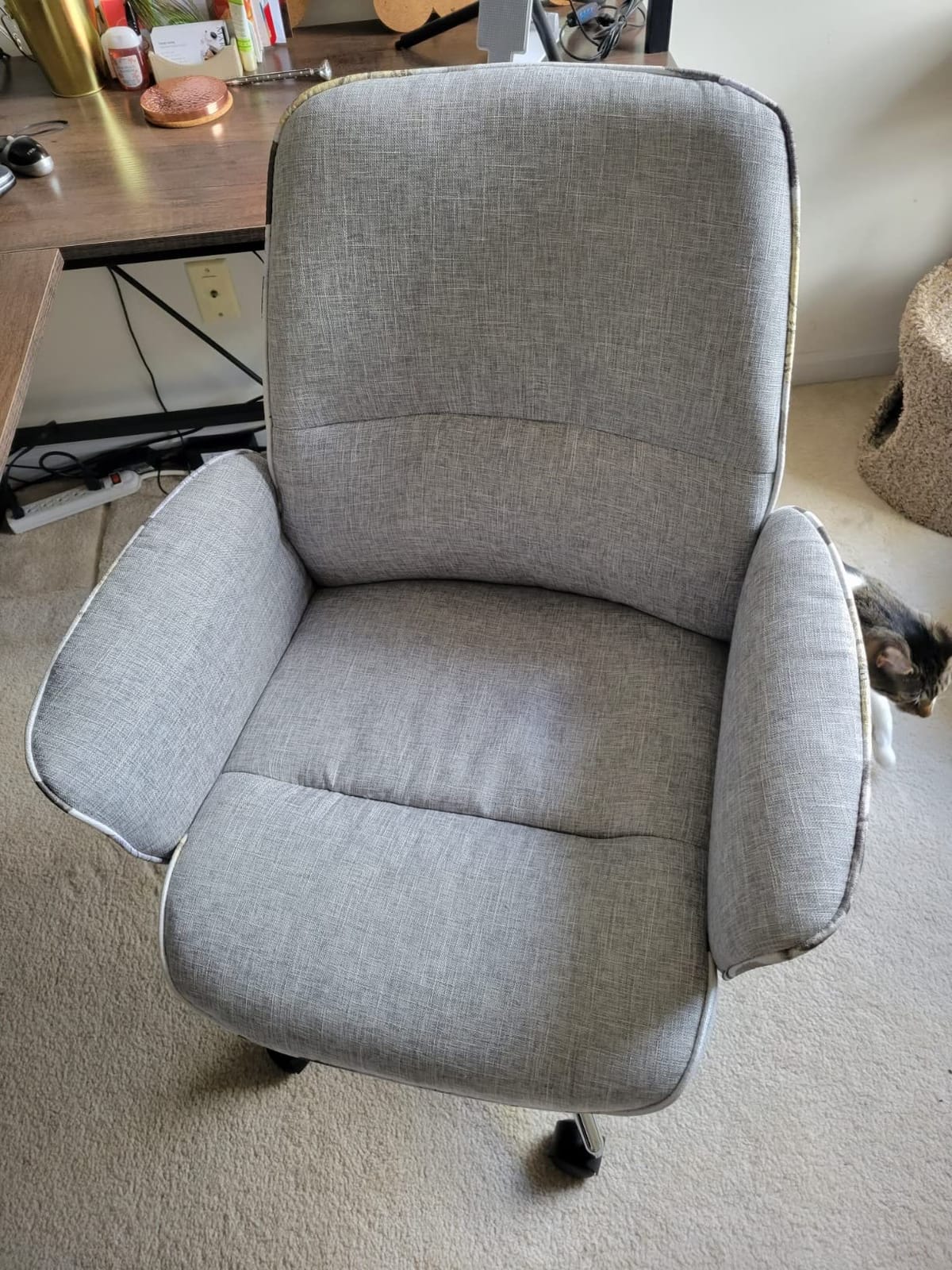 COMHOMA Mid-Back Office Chair, Ergonomic PU Desk Chair with Flip up Arms, Small Computer Gaming with Comfy Lumbar Support, Rocking Function, Sturdy Metal Base, Ink Black customer photo 1