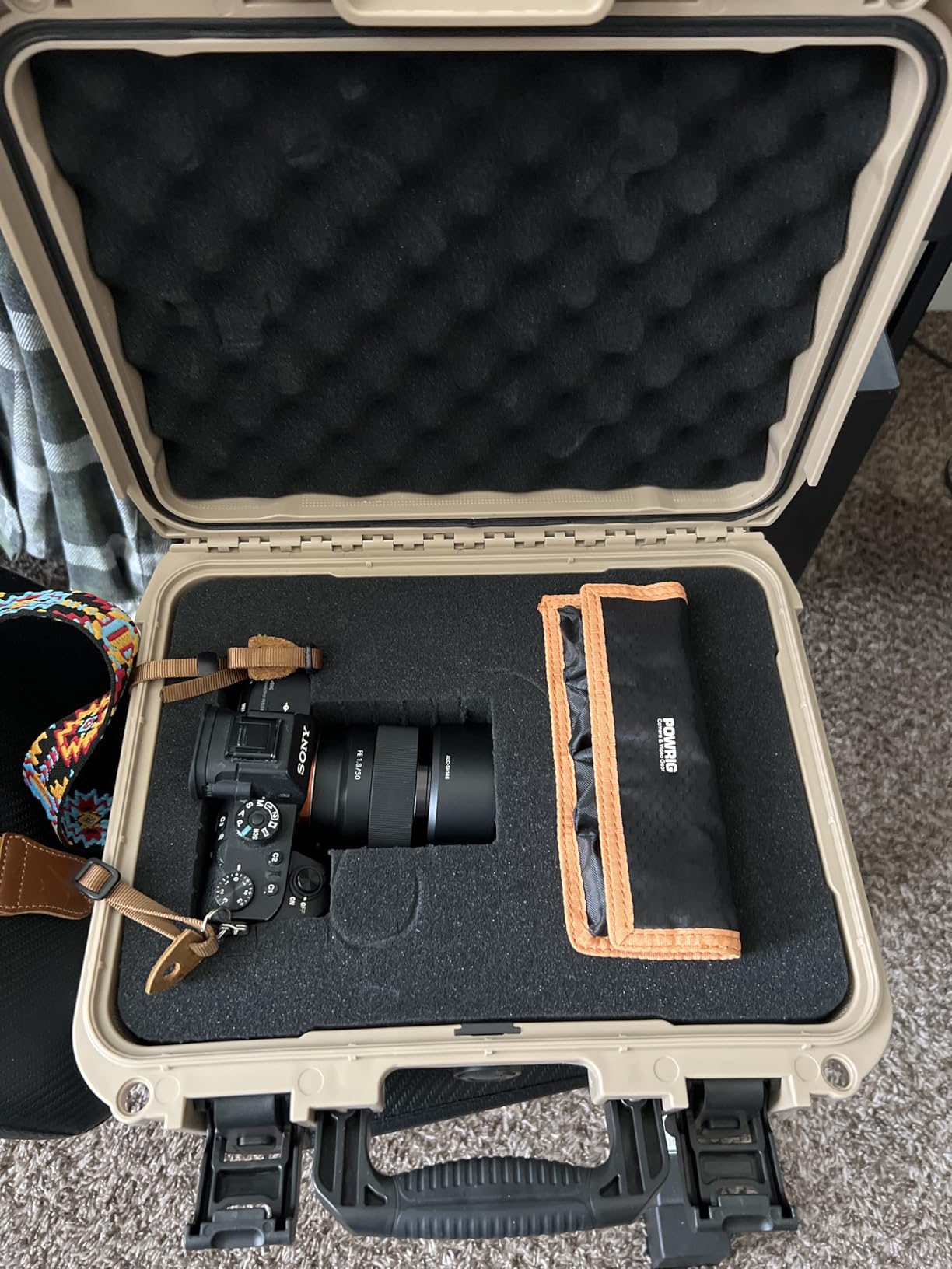 K&F CONCEPT Waterproof Hard Case, IP67 Protective Case with Pre-Scored Pick & Pluck Foam - Waterproof, Dustproof, Shockproof HardShell Case for Camera & DJI Drone & Equipment Storage, BC01 customer photo 2