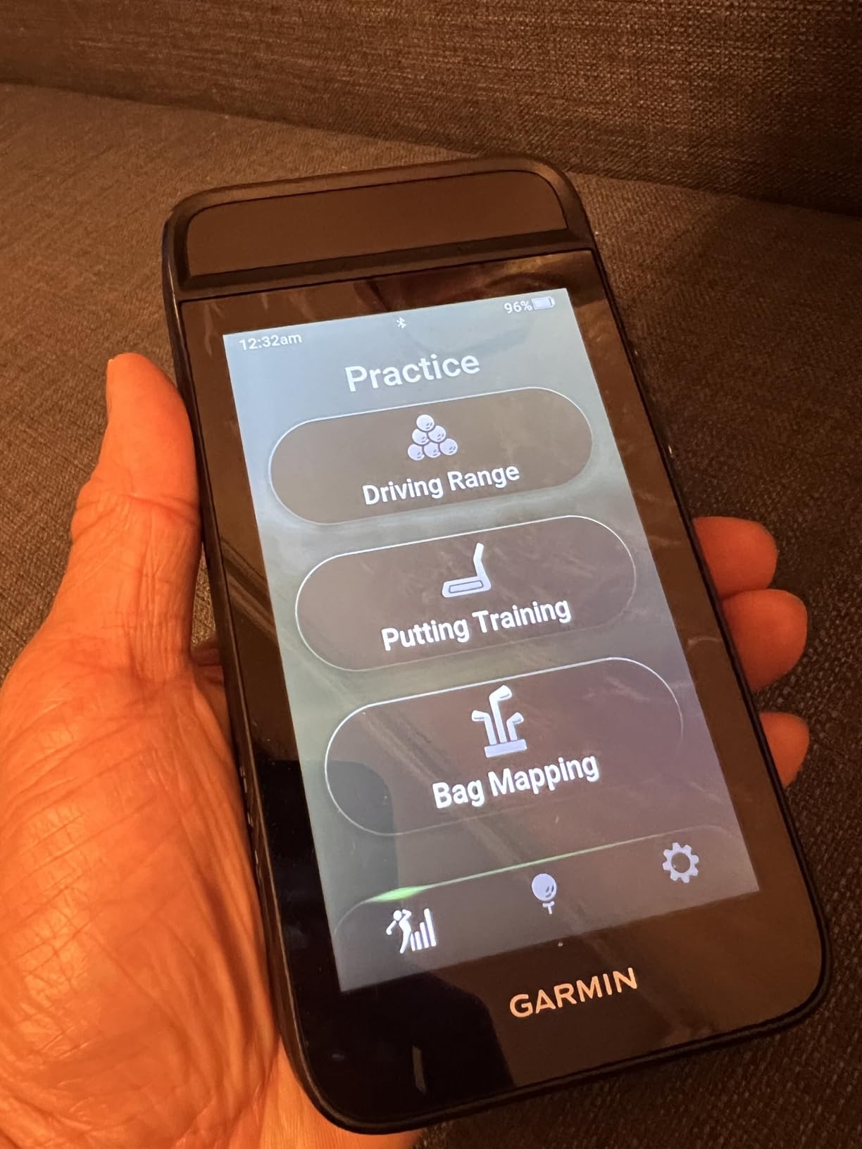 Garmin Approach G82, Portable Golf Launch Monitor & Premium GPS Handheld | Large 5