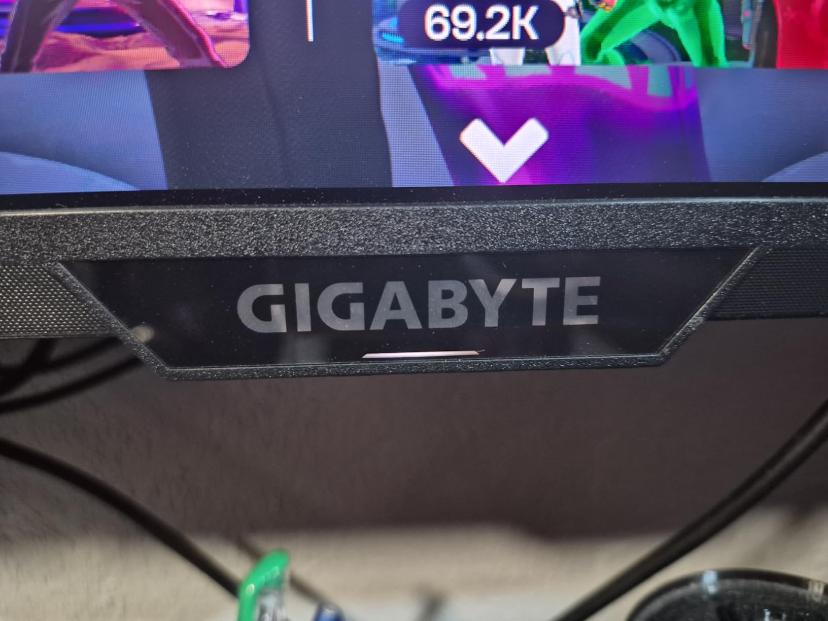 GIGABYTE M27Q2 27
