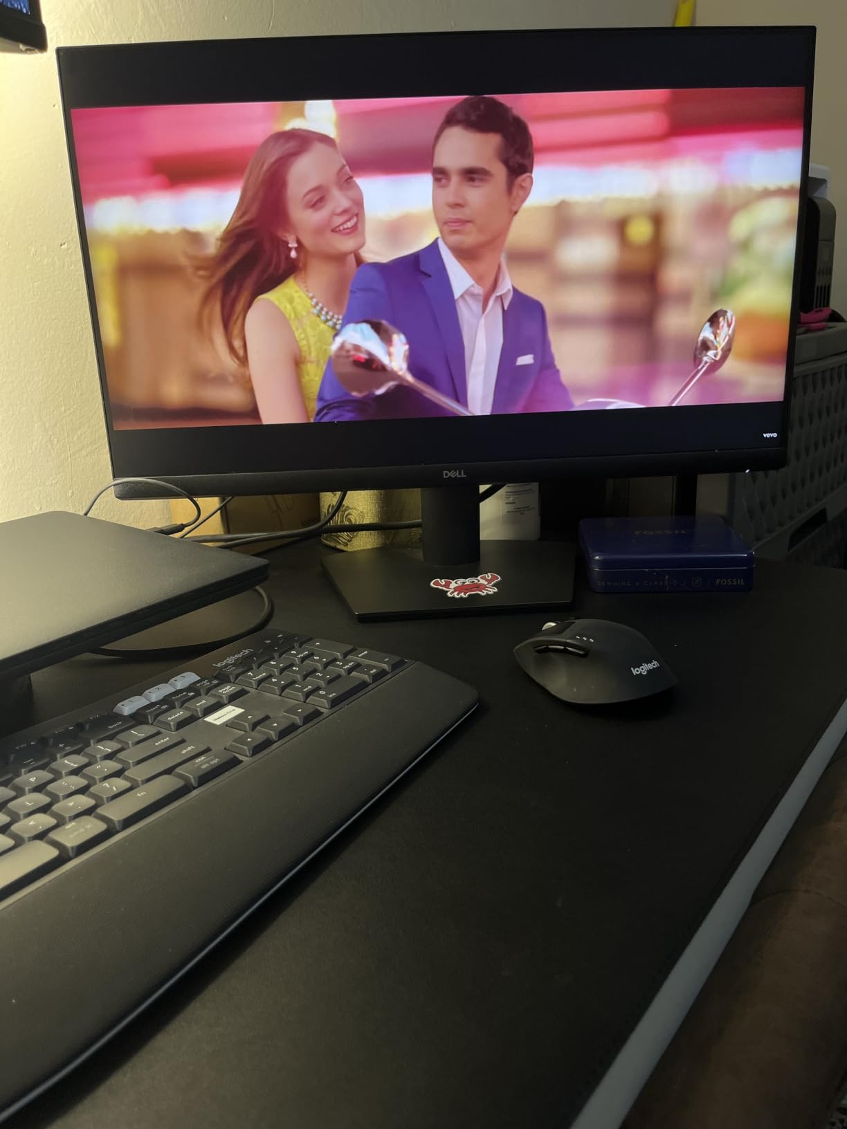 Dell 24 Monitor - SE2426H - 23.8-inch FHD (1920x1080) 144Hz 1ms Display, in-Plane Switching (IPS) Technology, AMD FreeSync™, TÜV 3-Star 2X HDMI, Tilt customer photo 2