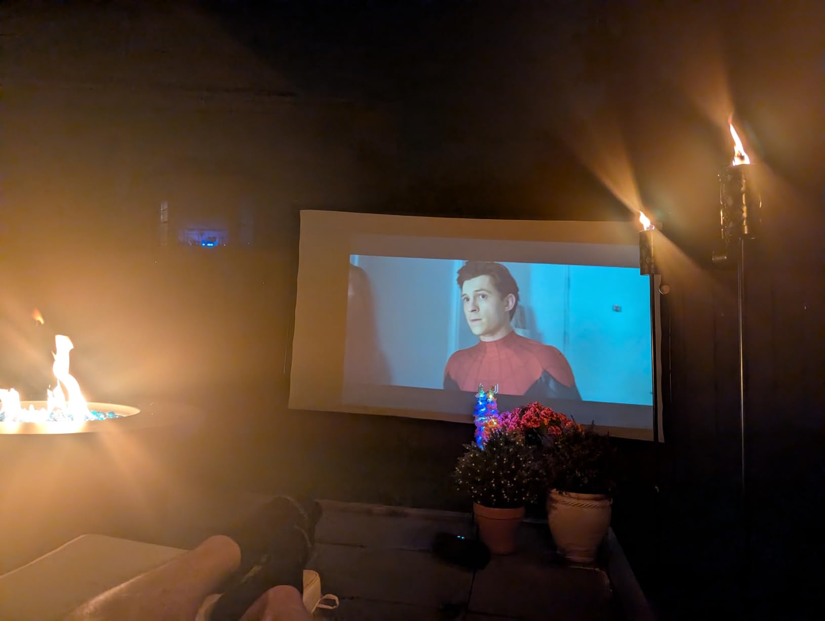 150 inch Projector Screen with Stand, 16:9 4K HD Portable Outdoor Movie Screen, Wrinkle-Free Foldable Indoor Projection Screen with Carry Bag & Ground Nails for Backyard Cinema Home Theater customer photo 2