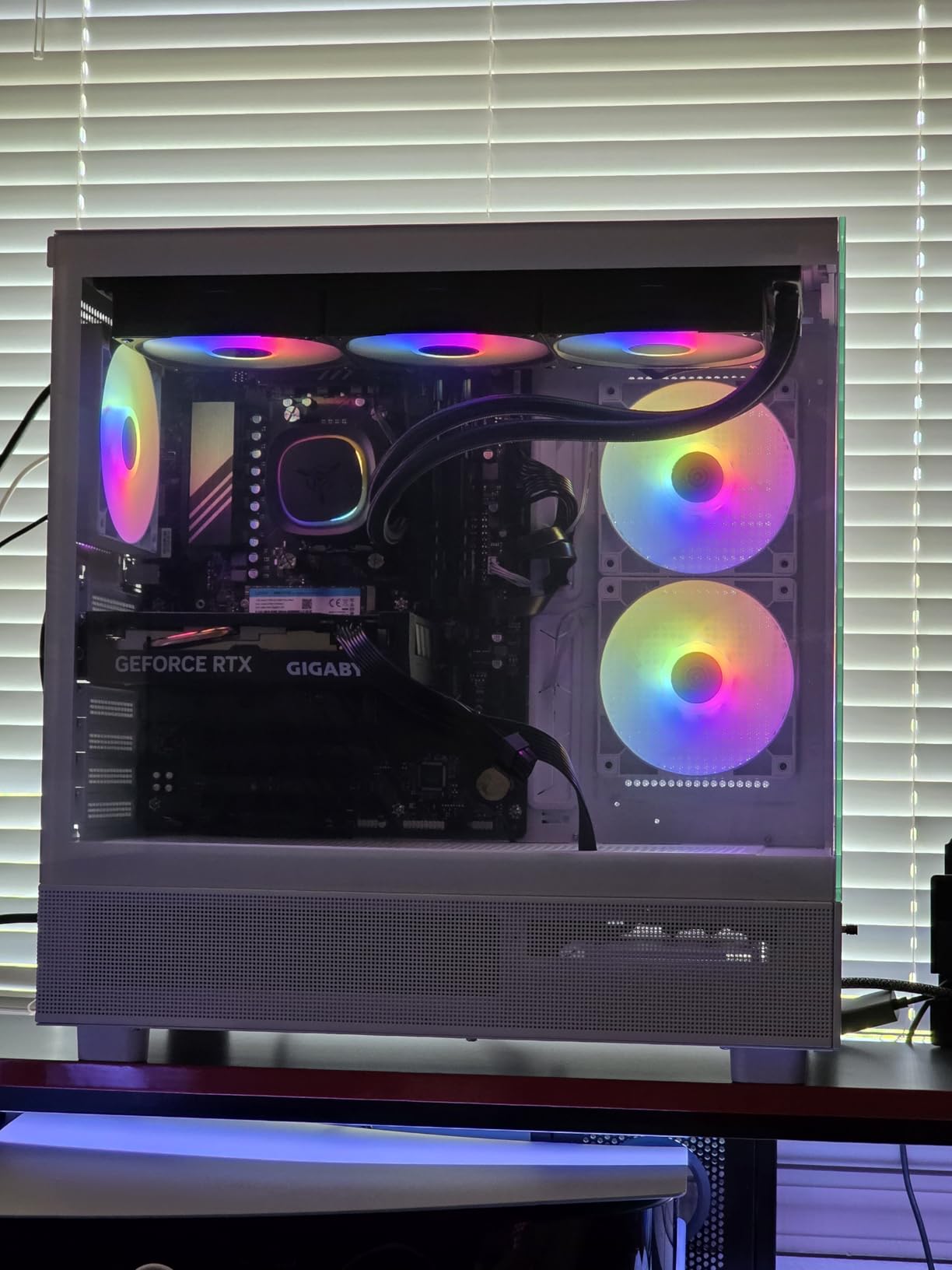 Skytech Gaming Storm Gaming PC, AMD Ryzen 5 5500 3.6GHz, NVIDIA RTX 3050 6GB VRAM, 1TB NVMe SSD, 16GB DDR4 RAM 3200, 650W Gold PSU, Wi-Fi 5, Windows 11, Desktop customer photo 2