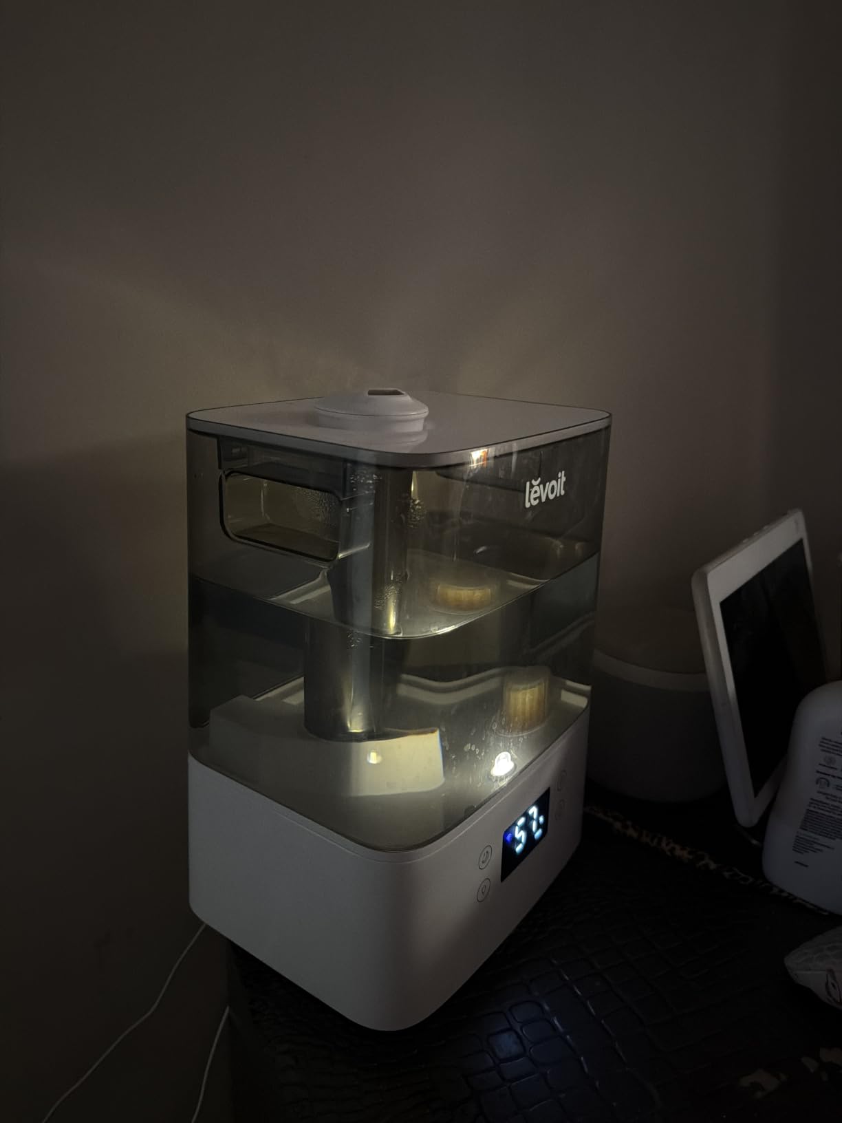 Levoit Humidifiers for Bedroom Large Room, 6.2L Tank, Smart App, Quiet 26dB | Top Fill Cool Mist Humidifier for Baby & Plants, Easy to Clean, 62H Runtime, Essential Oil, Precise Humidity Control customer photo 2
