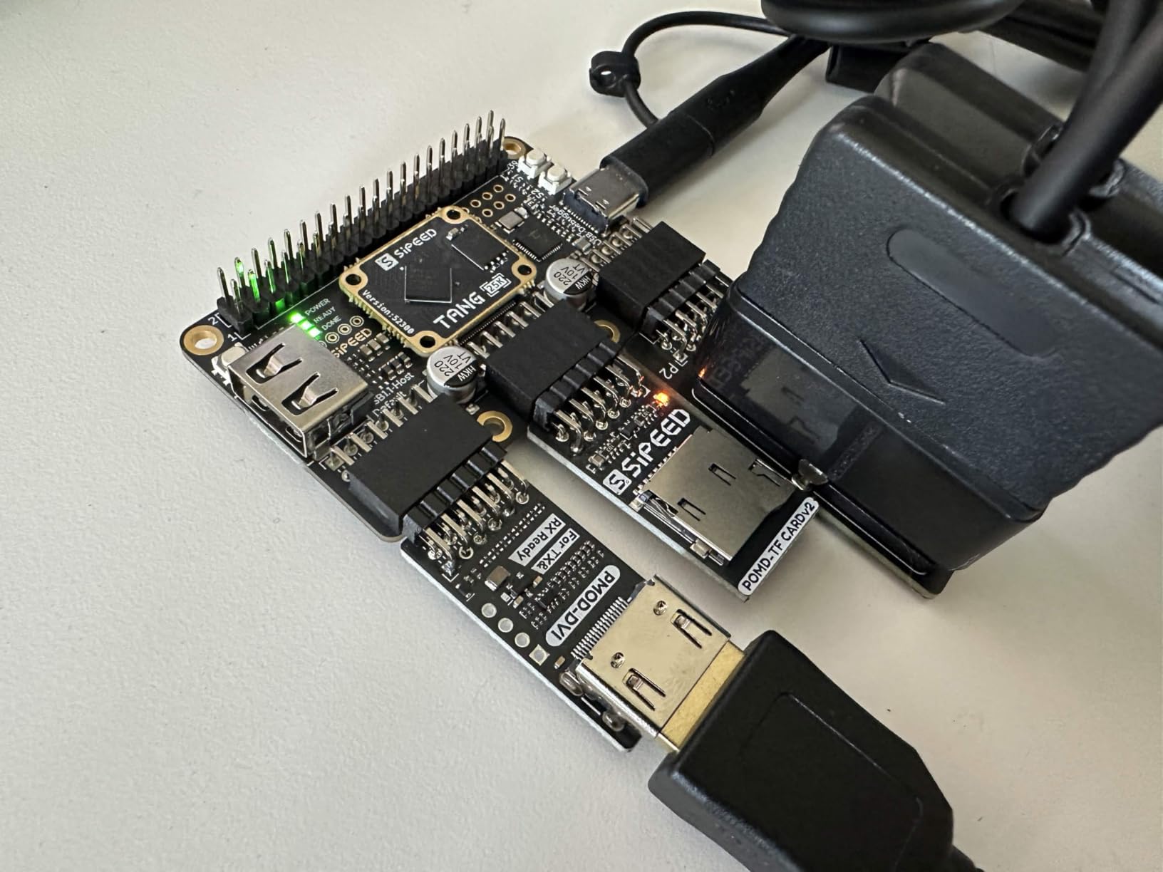 Sipeed Tang Primer 25K FPGA Development Board, 23K LUTs 64Mbits NOR Flash, Linux RISC-V SBC Support USB-A MIPI 2.5Gbps SDRAM Module PMOD x 3, for RetroGame FPGA University Teaching (25K SBC) customer photo 2