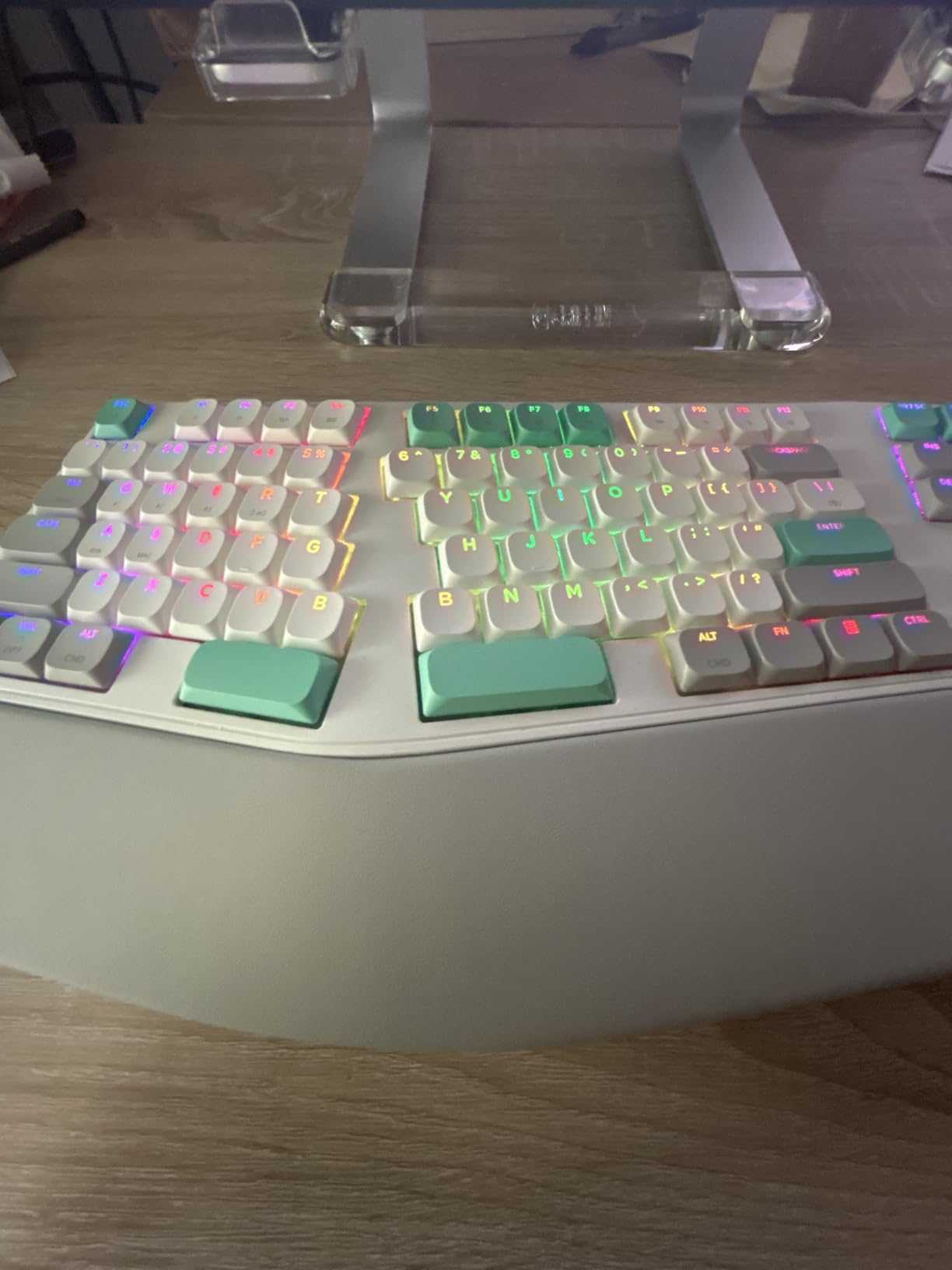 Ergonomic Mechanical Keyboard Split Keyboard Wireless with RGB Backlight, Wrist Rest, Rechargeable, 3-Pin Hot Swappable, Control Knob, 2.4 GHz/Bluetooth/USB-C Wired for Win Mac PC customer photo 2