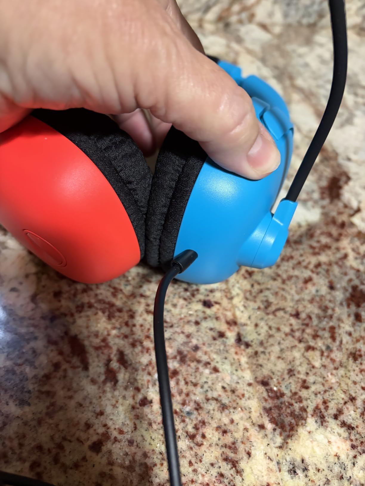 AOC Wired Gaming Headset for Nintendo Switch 2/OLED/Lite with Mic | 3.5mm Stereo, Noise Cancelling Microphone for PS5, PC, Fortnite, Red/Blue customer photo 2
