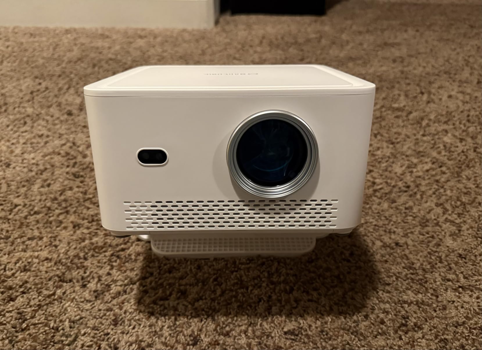 Magcubic Smart Projector with Wifi 6 and Bluetooth 5.4, Native 1080P Portable Projector 4K & 8K Support, 600 ANSI, Auto Focus & Obstacle Avoidance, Mini Proyector for Outdoor Movie Home HY350Max customer photo 1