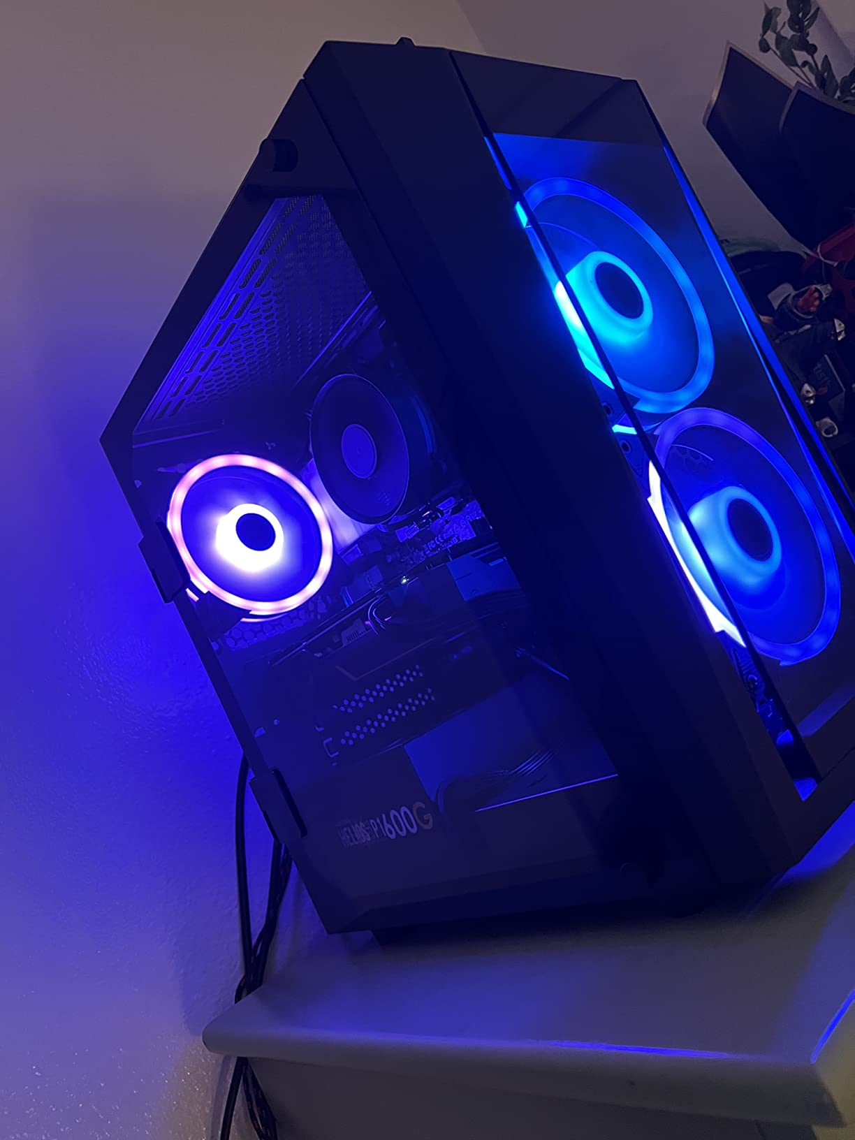 Skytech Gaming Azure 3 Gaming PC, Ryzen 7 5700, RTX 5060, 16GB RAM, 1TB SSD | Windows 11, AMD 5700, NVIDIA 5060, NVMe SSD, DDR4 3200, 650W GOLD PSU, Wi-Fi 5, Desktop customer photo 1