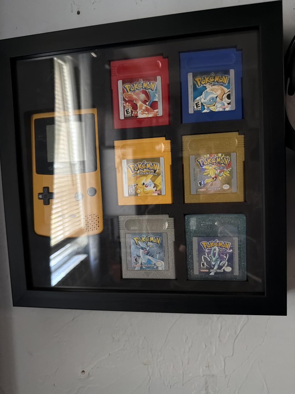 Display Frame Compatible with Game Boy Advance SP Console and 6 Cartridges, Wall Mount & Desktop Stand with EVA Foam Protection, Metal Corner Brackets, Retro Game Storage Showcase Holder customer photo 1