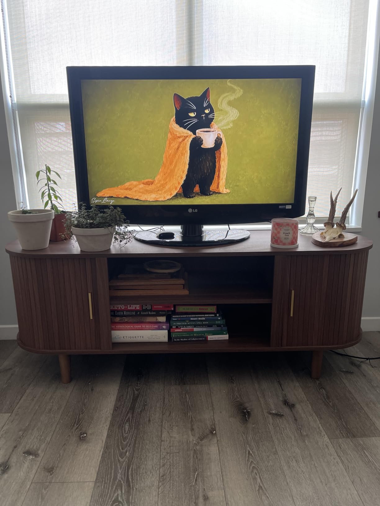 VASAGLE 58 Inch TV Stand, Mid Century Entertainment Center with Storage | Media Console for Living Room, TV table with Fluted Sliding Doors for 65'' TV, Sand Brown, MIRIANA Collection ULTV633K201 customer photo 2