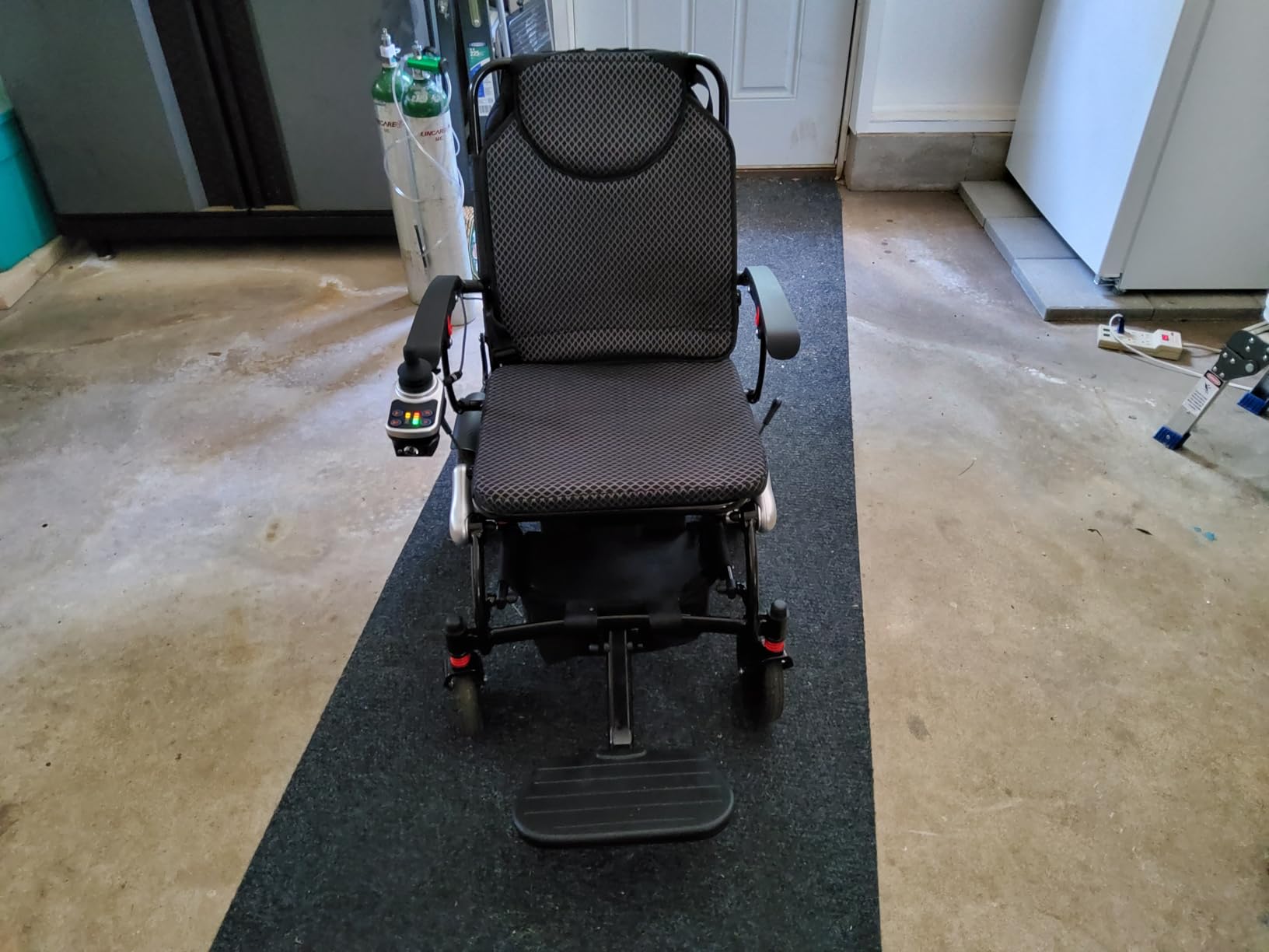 Electric Wheelchairs for Adults Foldable 36LBS Lightweight Frame-Black customer photo 2
