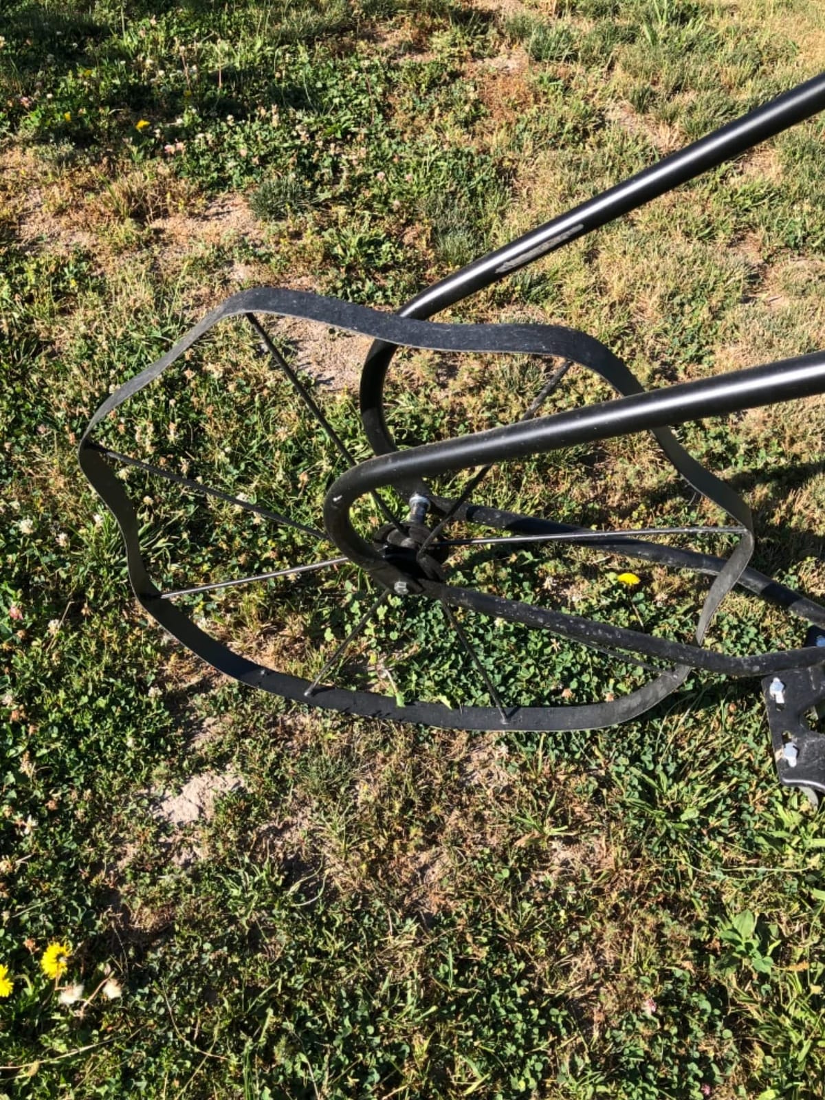 EarthWay 6500 High Wheel Tubular High Wheel Cultivator with Comfort Handle with 3- Position Adjustable, Quick Change Implements, and 24 Inch Steel Wheel customer photo 1