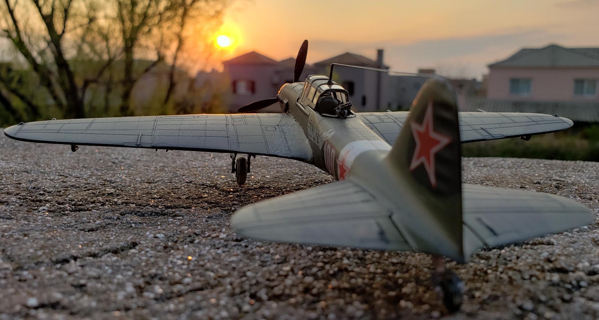500787279 1:72 Ilyushin IL-2 