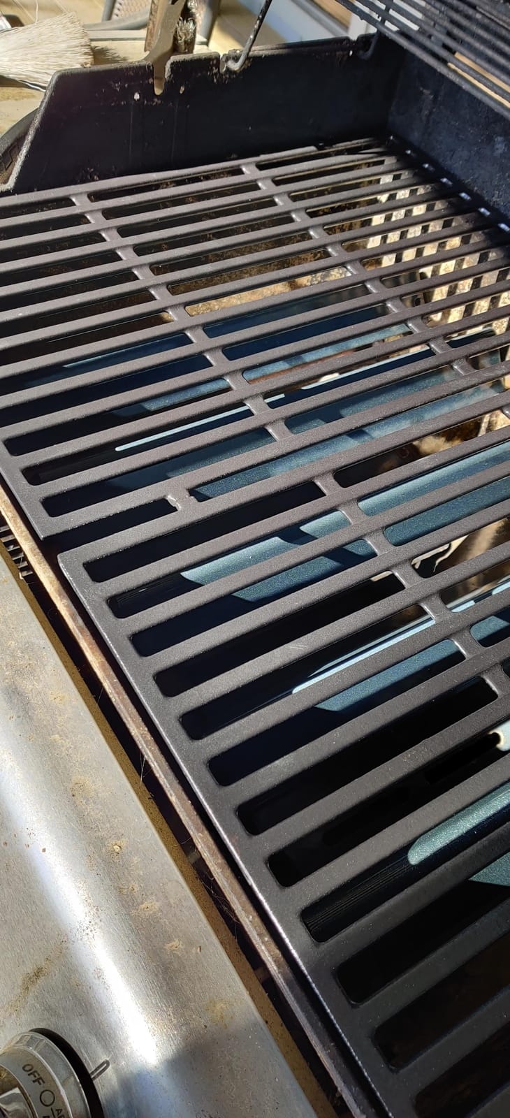 Weber® Porcelain‑Enameled Cast‑Iron Grates for Select Genesis® Grills customer photo 2
