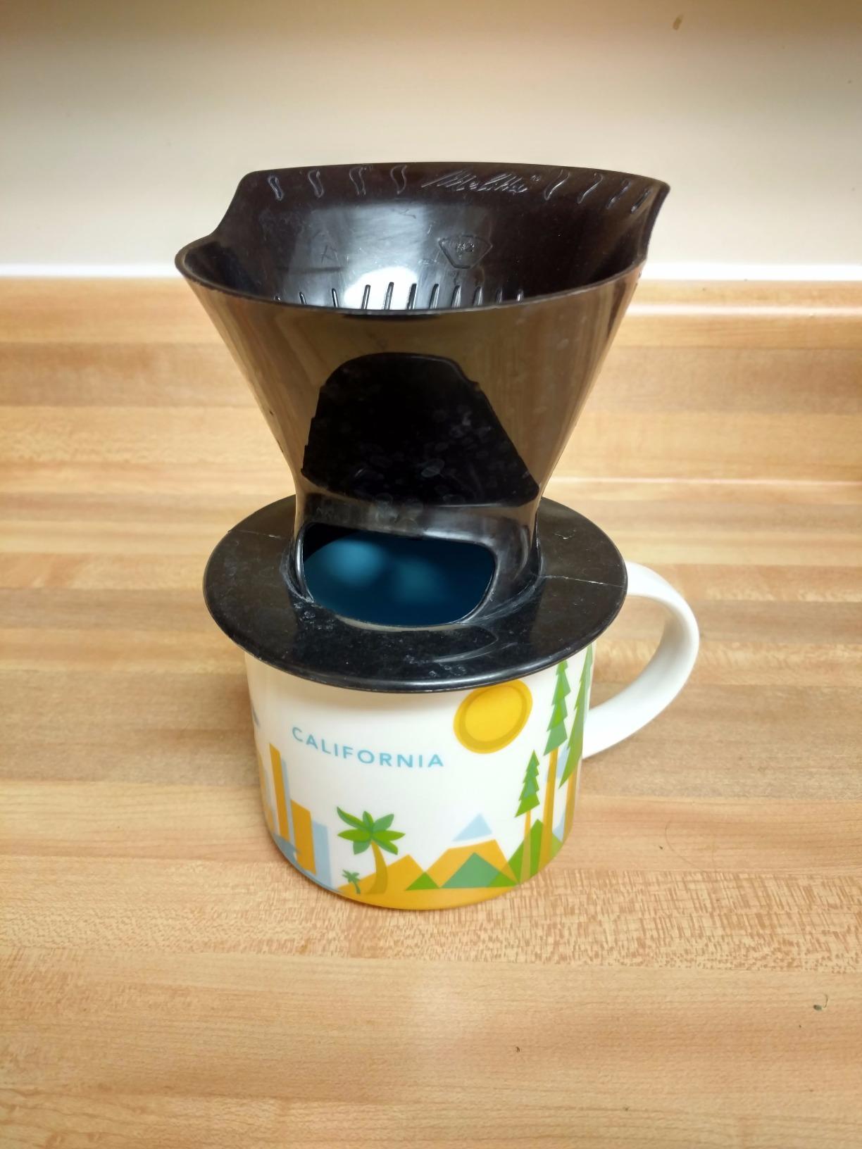 Melitta Filter Coffee Maker, Single Cup Pour-Over Brewer, Black, 1 Count (640007) customer photo 2