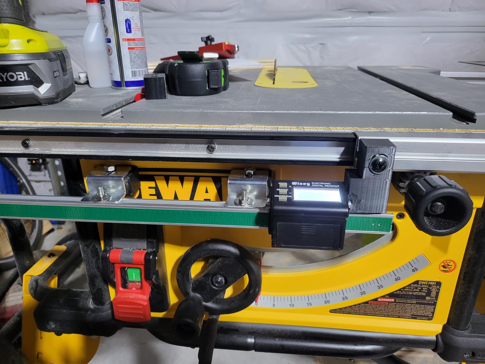 Wixey Digital Table Saw Fence Readout, Precision Fence Measuring Tool customer photo 1