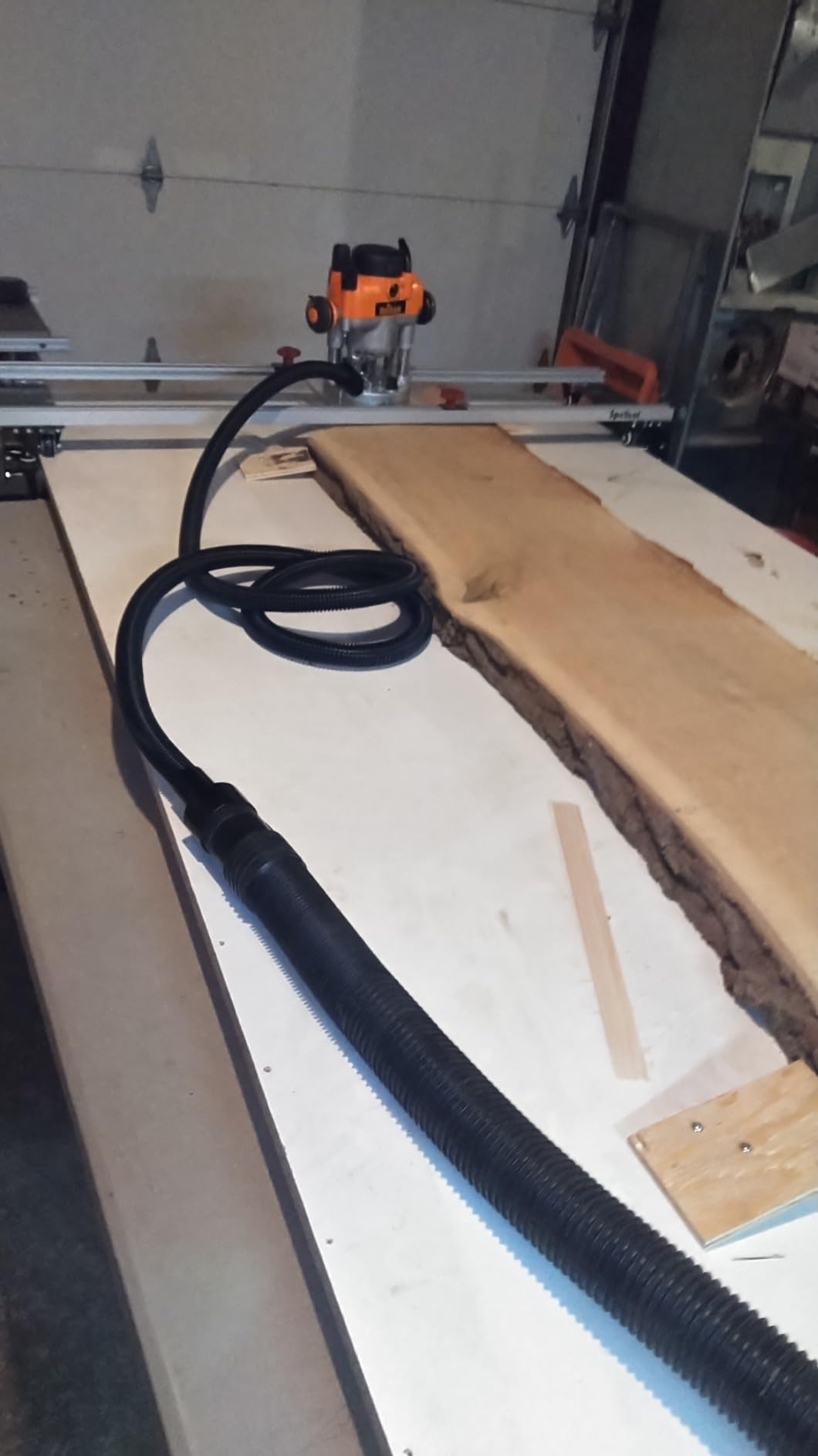 Triton TRA001 3-1/4 HP Dual Mode Precision Plunge Router customer photo 2