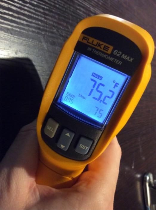 Fluke 62 Max Industrial Infrared Thermometer, -22 to +932 Degree F Range, Single Laser Targeting, 10:1 Distance to Spot Ratio, IP54 Rating, Includes 3 Year Warranty, (Not for Human Temp) customer photo 1