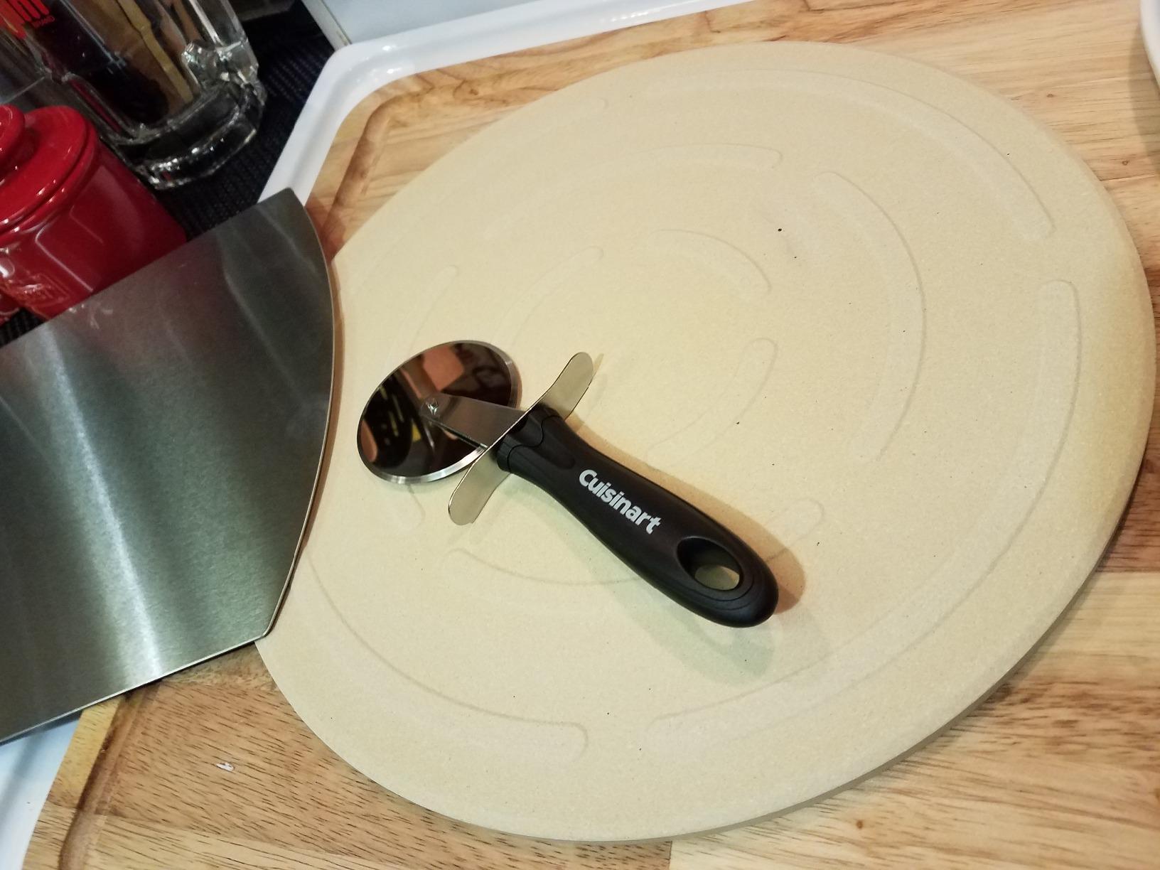 Cuisinart 3 Piece Pizza Grilling Pack, 13” Round Pizza Stone for Grill with Cutter and Foldable Stainless Steel Peel, Complete Set to Build Your Own Pizzas at Home customer photo 2