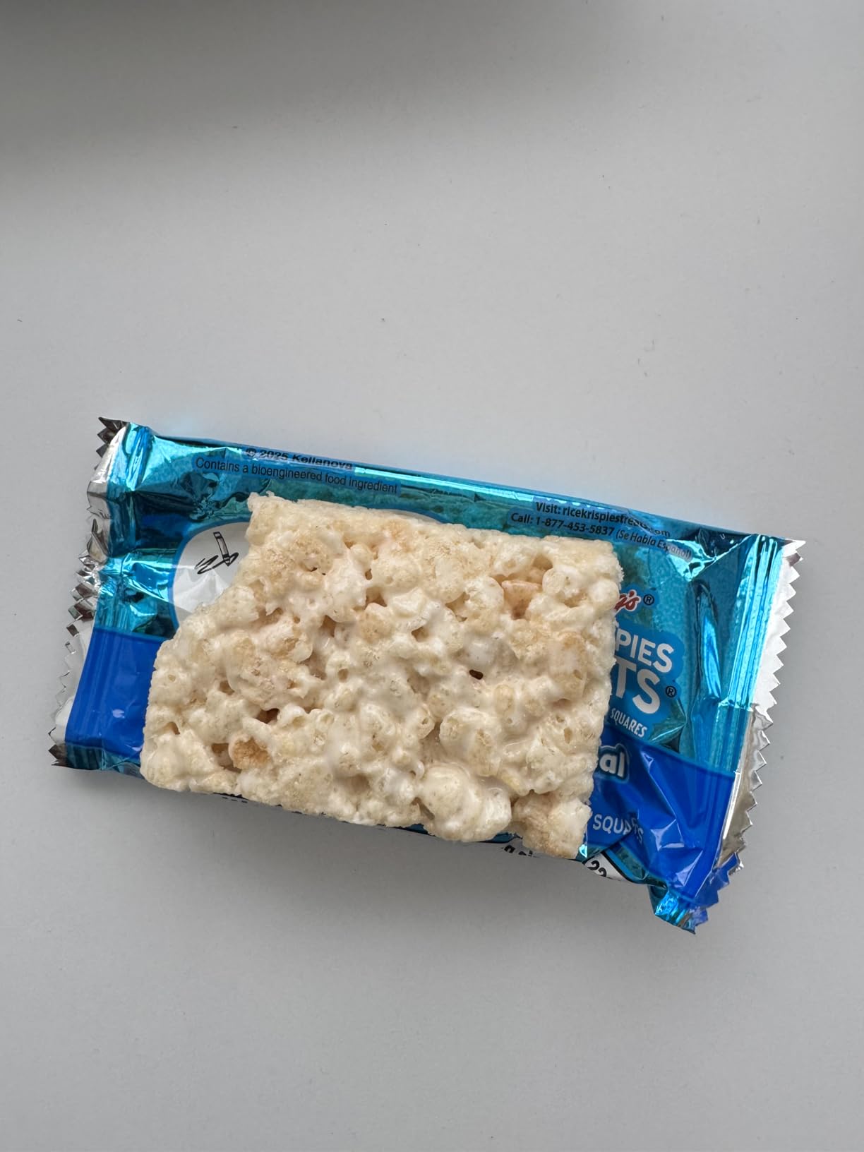 Rice Krispies Treats Crispy Marshmallow Squares, Kids Snacks, Cereal Bars, Original, 12.4oz Box (16 Bars) customer photo 1