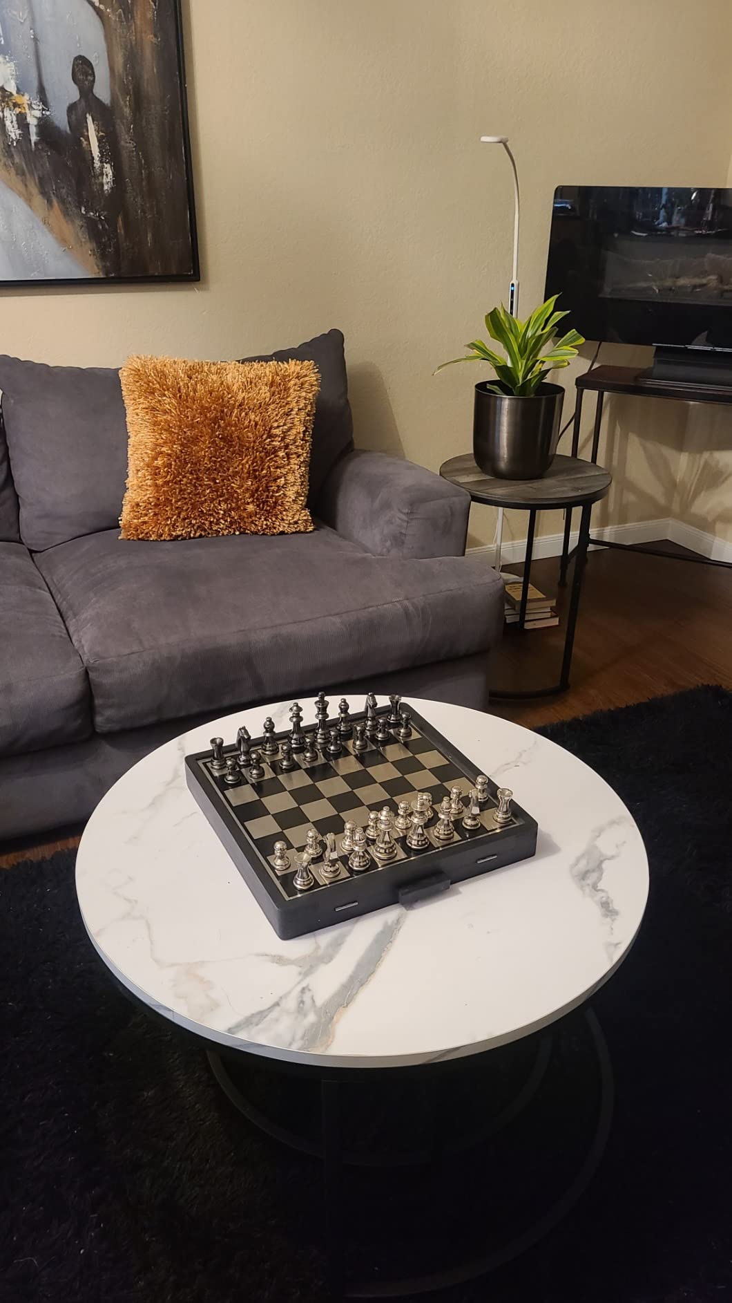 Deco 79 Aluminum Chess Game Set with Black and Silver Pieces, 17