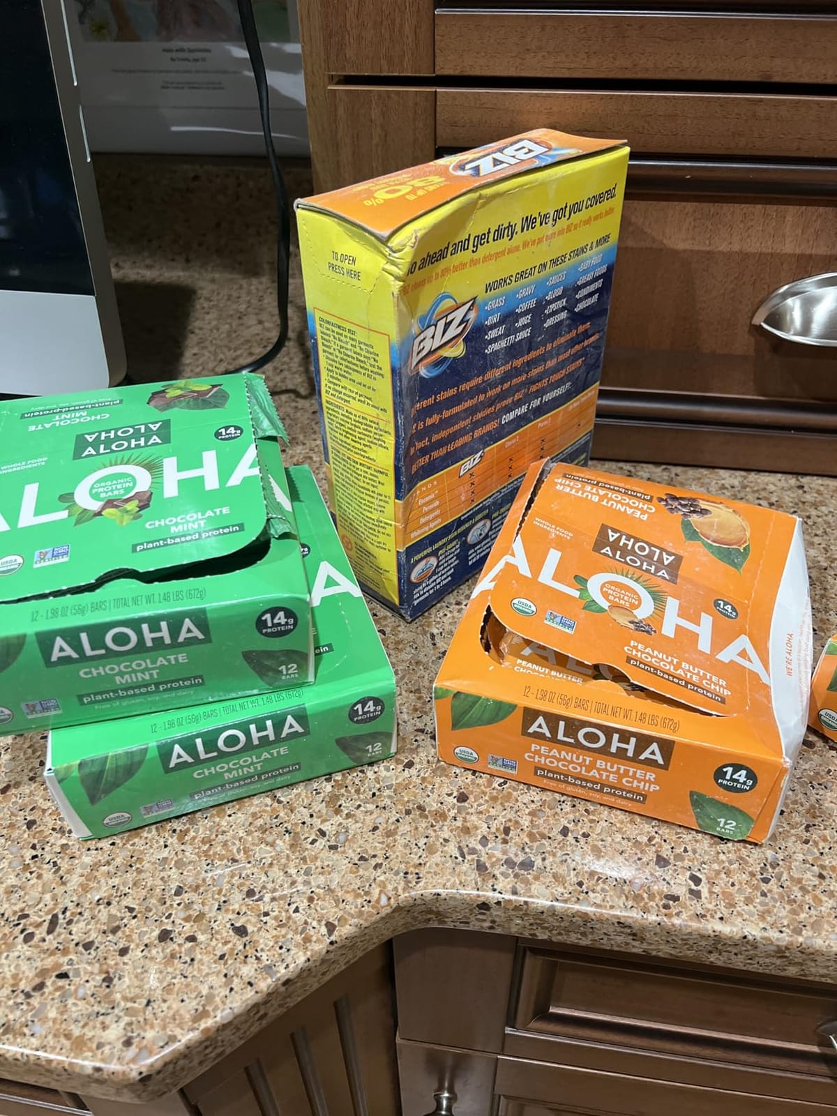 ALOHA Organic Plant Based Protein Bar | Peanut Butter Chocolate Chip, 12 Ct customer photo 2