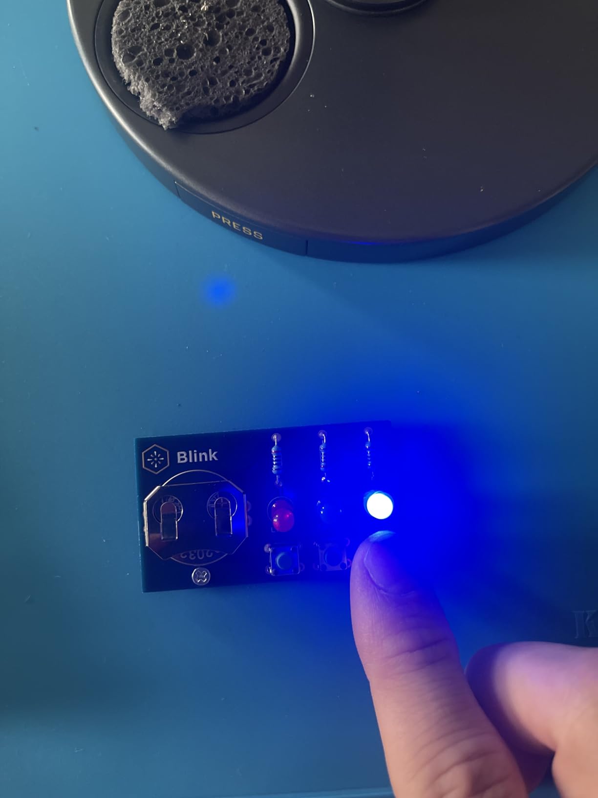Blink LED Soldering Kit | DIY Electronics Projects for Beginners | Practice for STEM Classes & Events | Science Project Electronic Light Circuit Boards with Battery customer photo 2